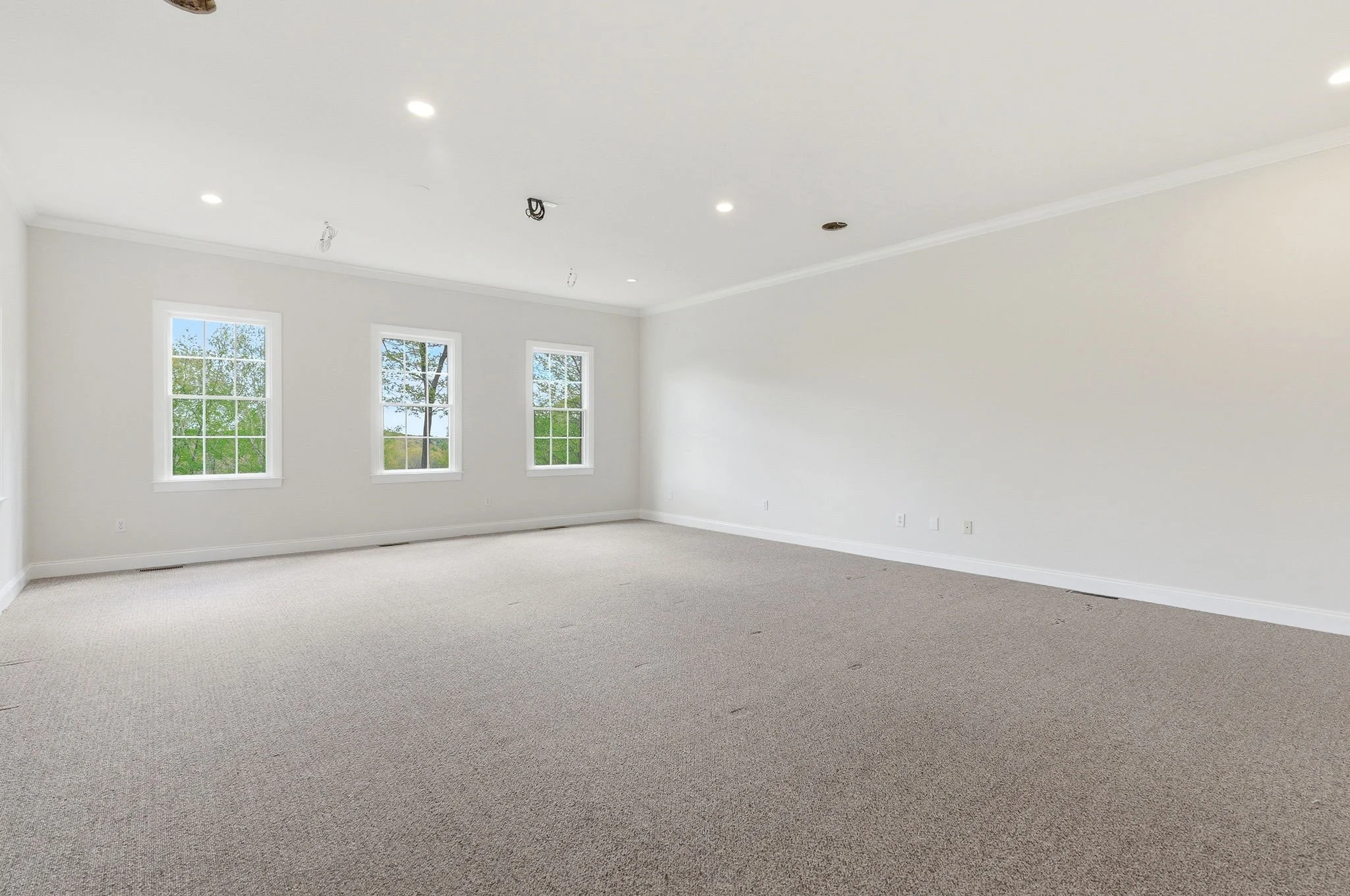 48-web-or-mls-25EllisonDriveBedfordNH-48.jpg
