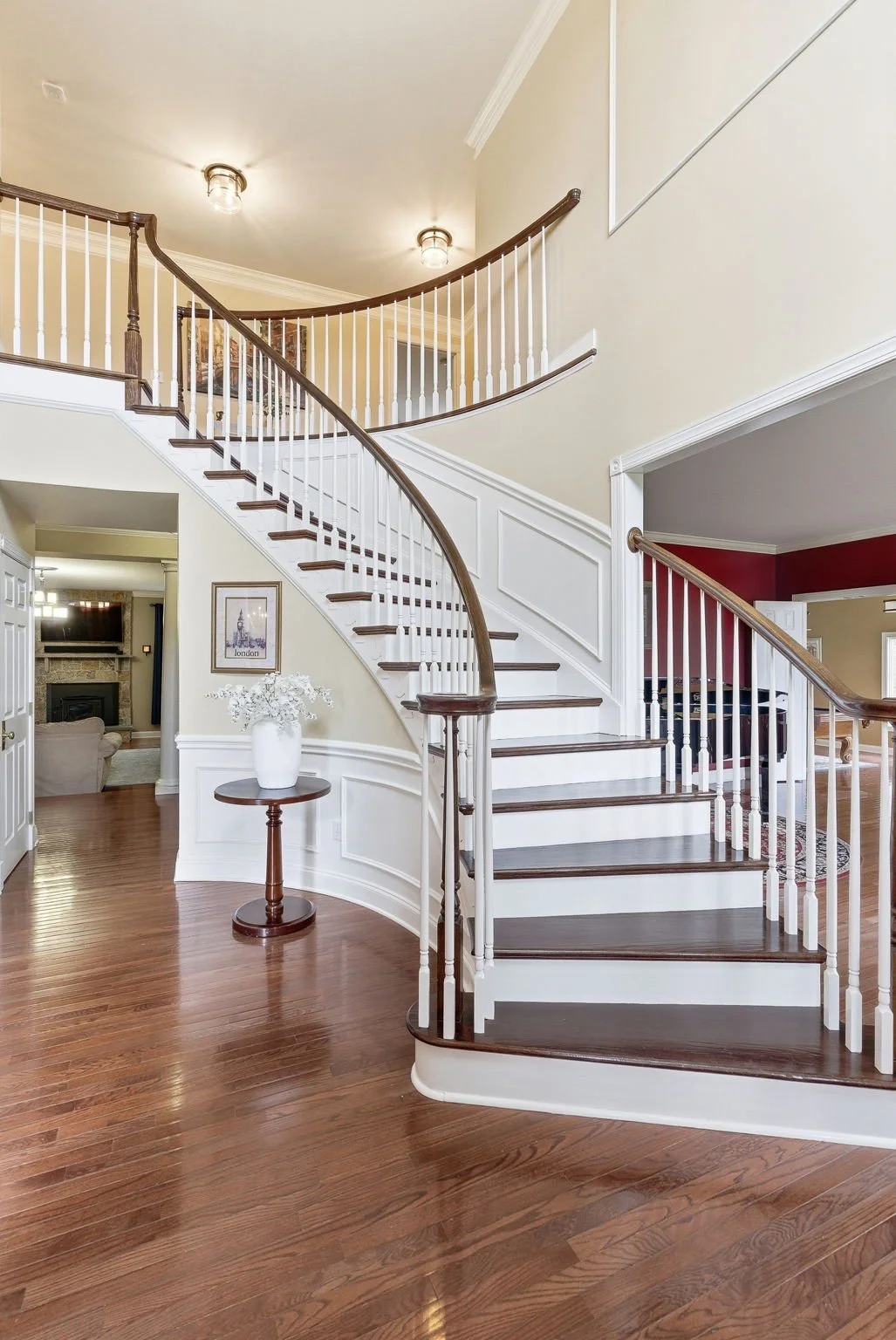 14-web-or-mls-25EllisonDriveBedfordNH-14.jpg