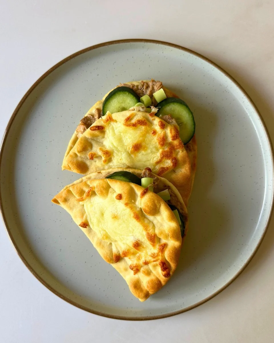 tuna melt flatbread