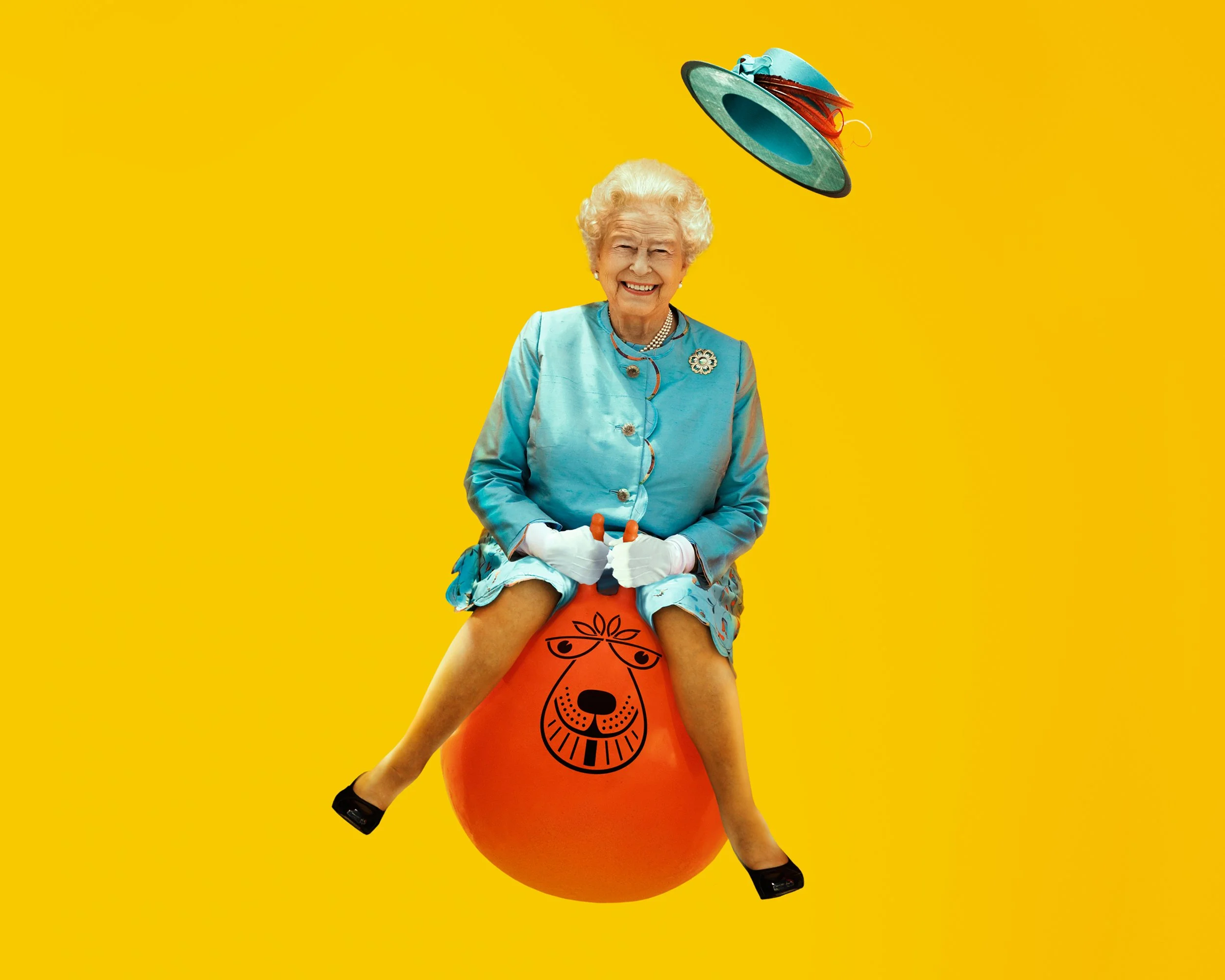 to-queen-spacehopper.jpg