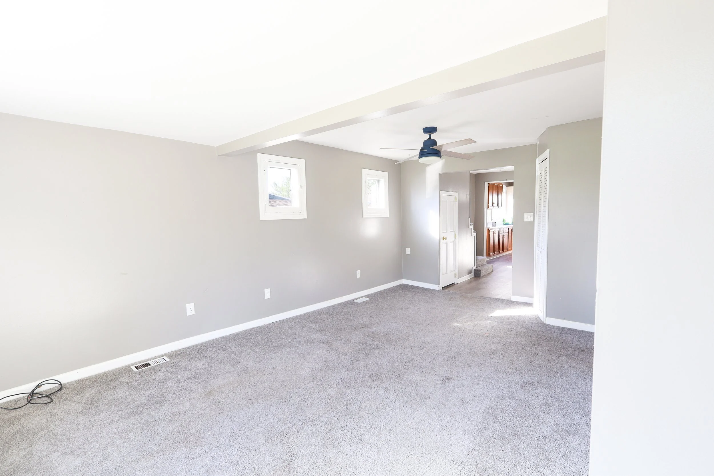 Living Room 1.jpg