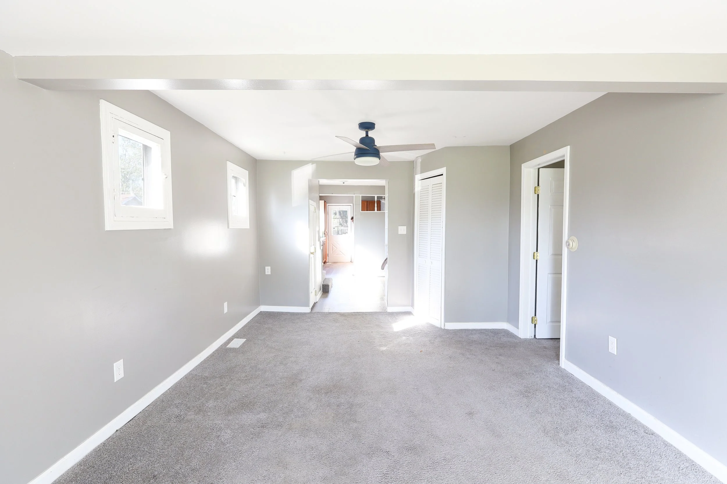 Living Room 2.jpg