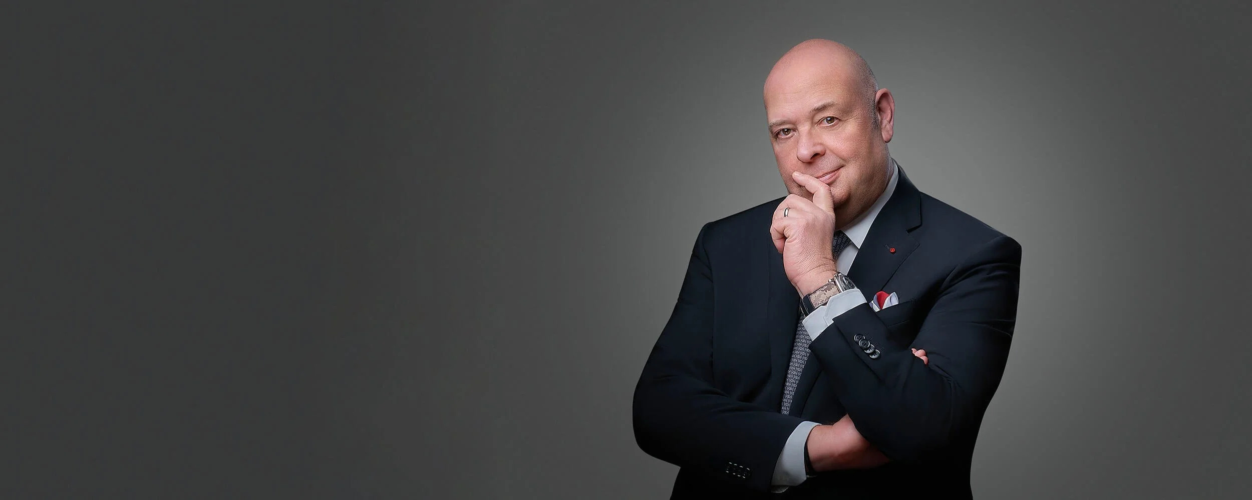 SPARKING PARTNER founder Thierry Baril, sparring pose, Portrait by Patric Pop Photo, best corporate photographer in Geneva, Switzerland
