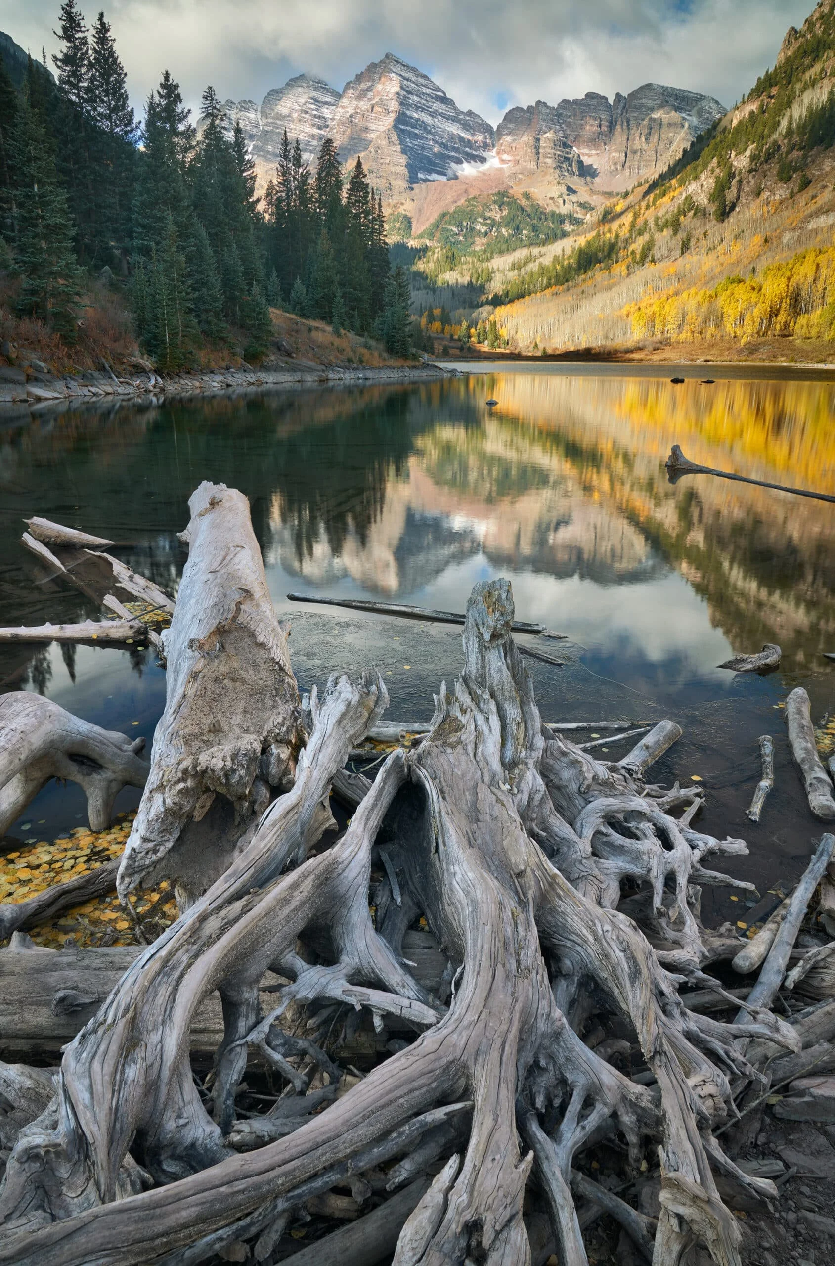 Flood-debris-Maroon-Bells-lake-scaled.jpg