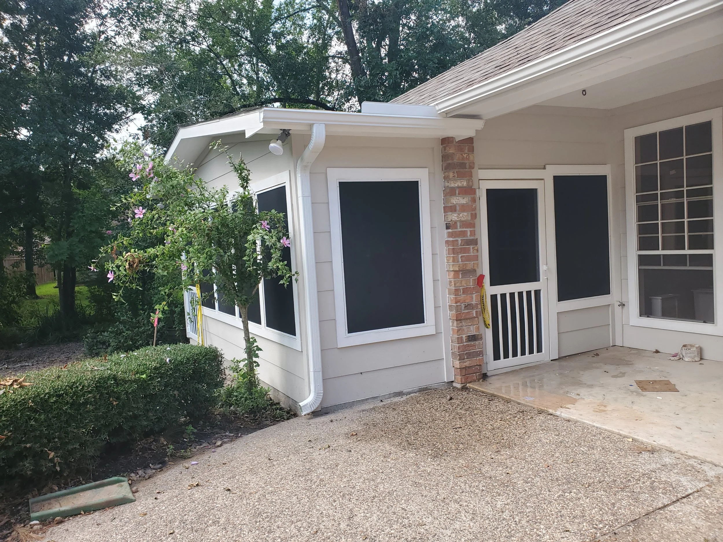Screen Patio.jpg