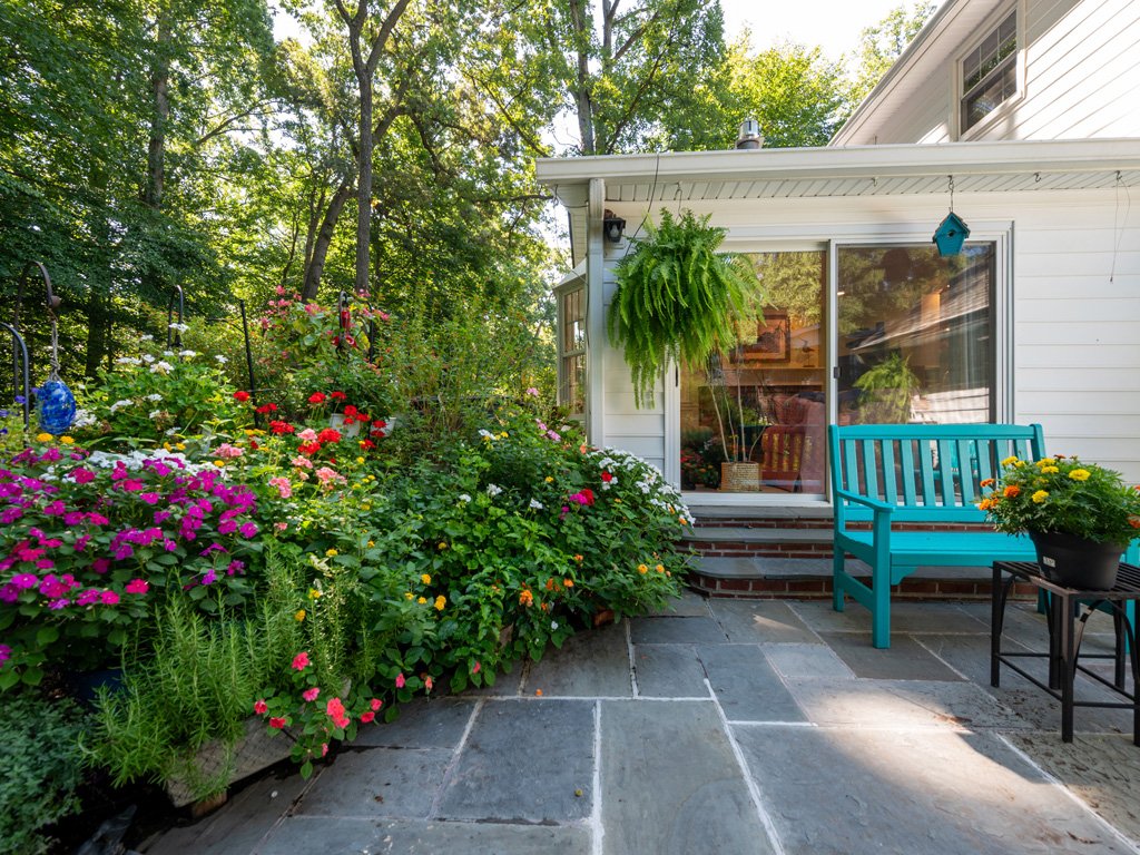 Patio_13.jpg