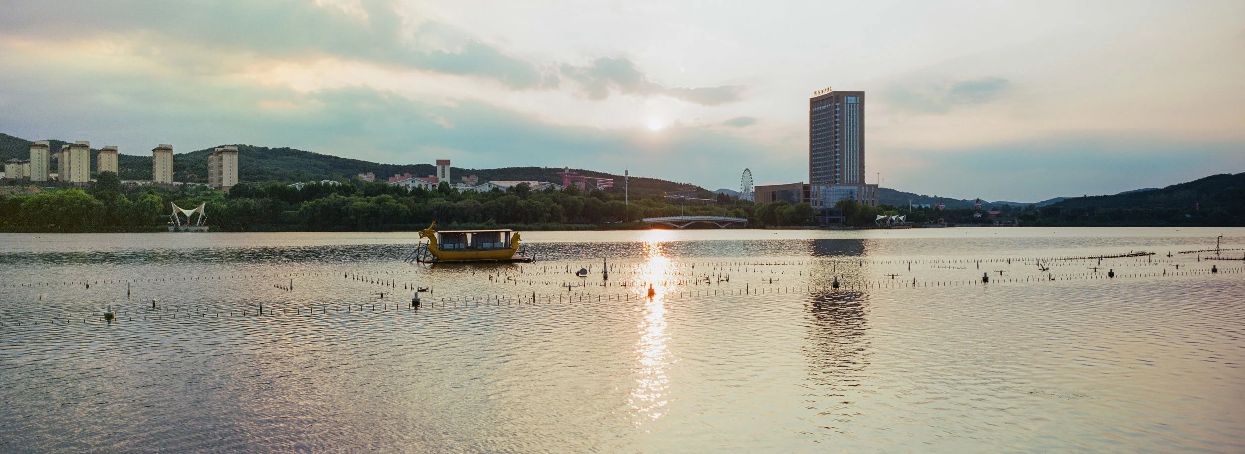 20250811 - 第226卷 - 招远龙王水库 - EKTAR 100 - XPAN + 45-4-000090700002.jpg