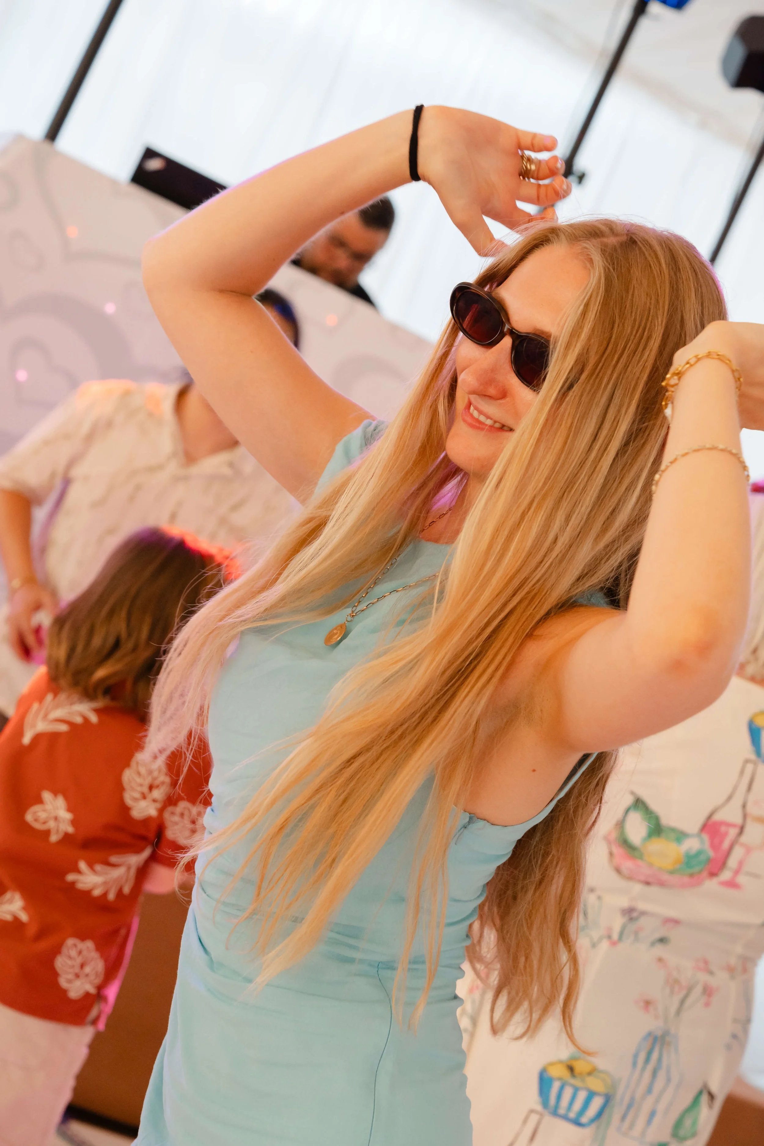 Dancing-78.jpg