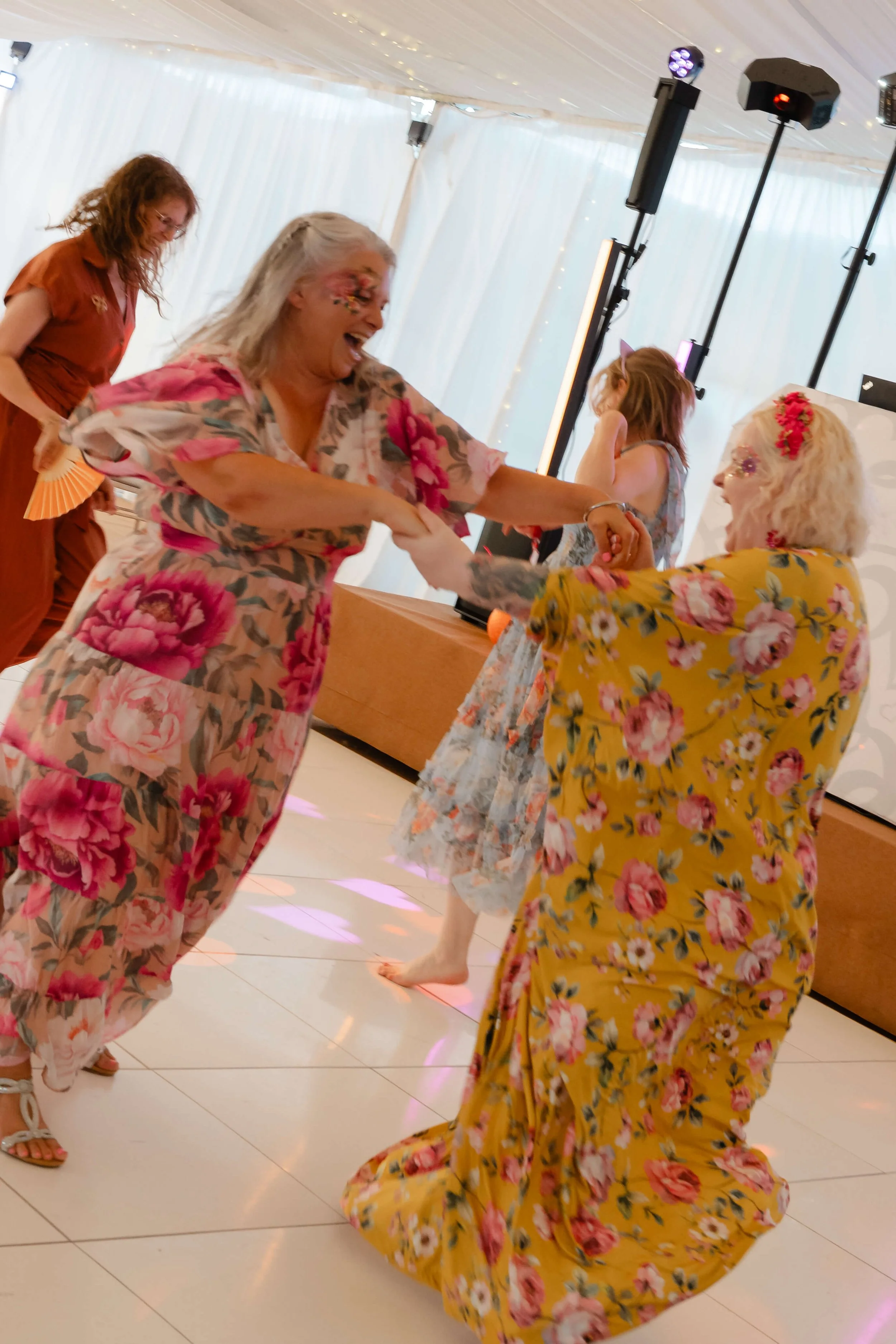 Dancing-34.jpg