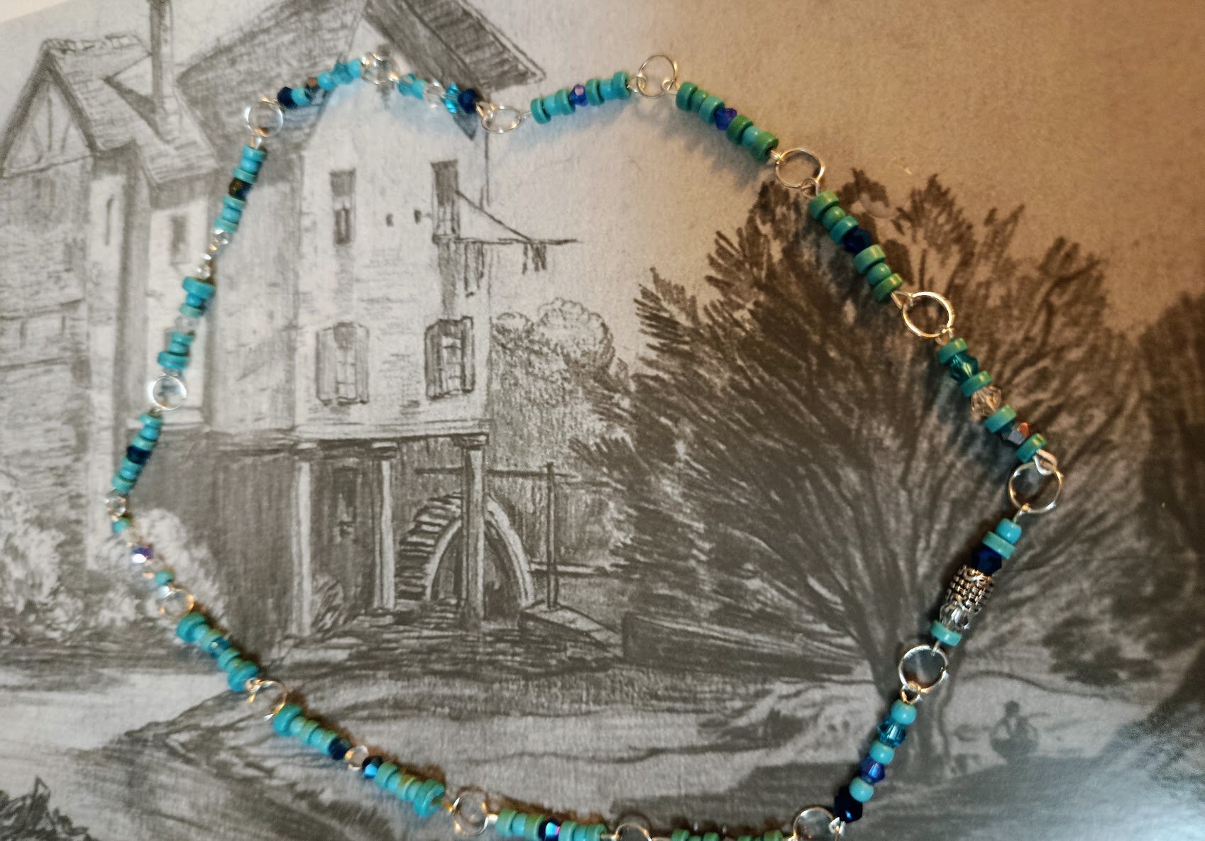 COLLIER CHEMIN BLEU 1.jpg