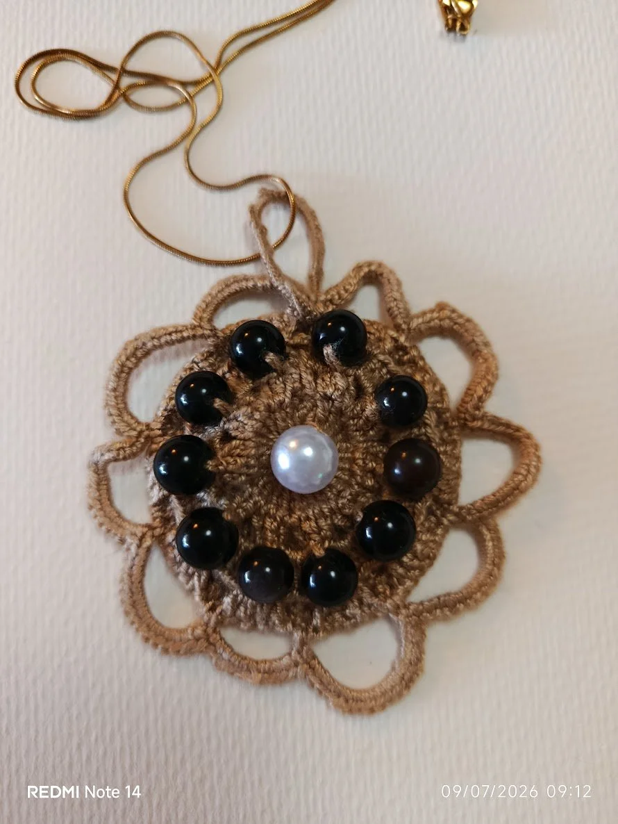MANDALA PIERRE NOIR 3.jpg