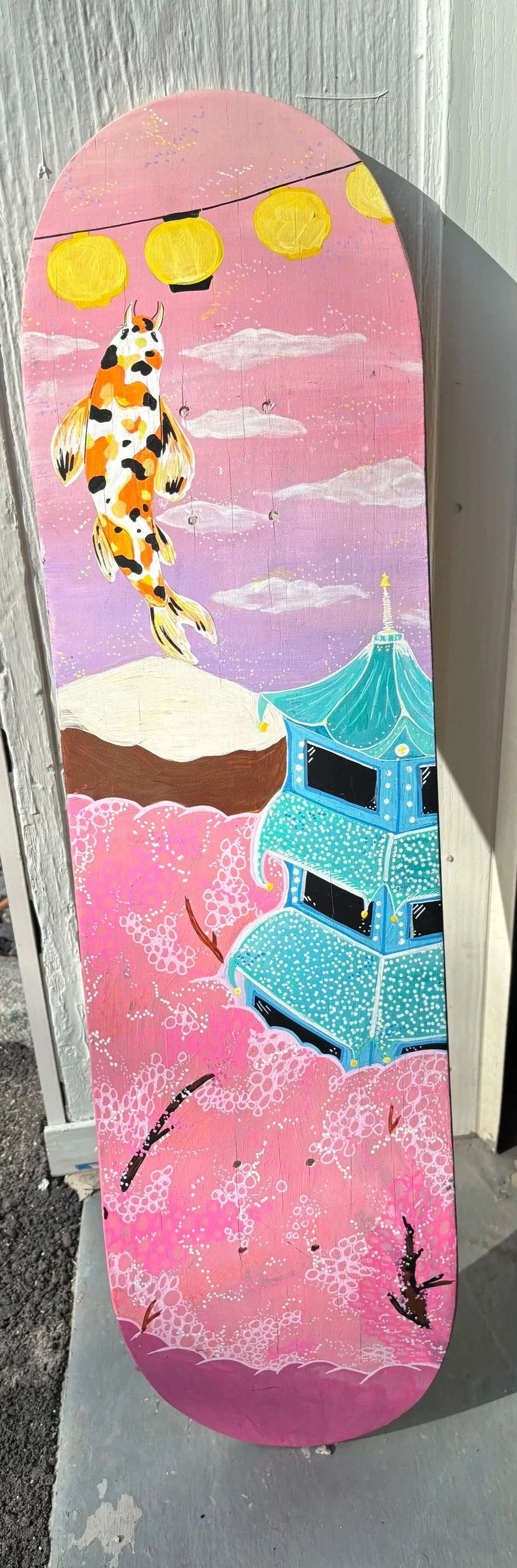 "Koi-fish in Japan"
Acrylic on Skate Board