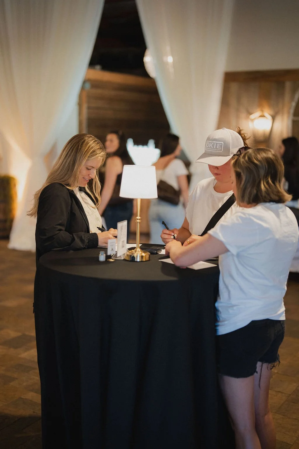 Monthly women’s event at Highland Stables Social Club in Bowling Green featuring local businesses, creativity, food, and community connection.