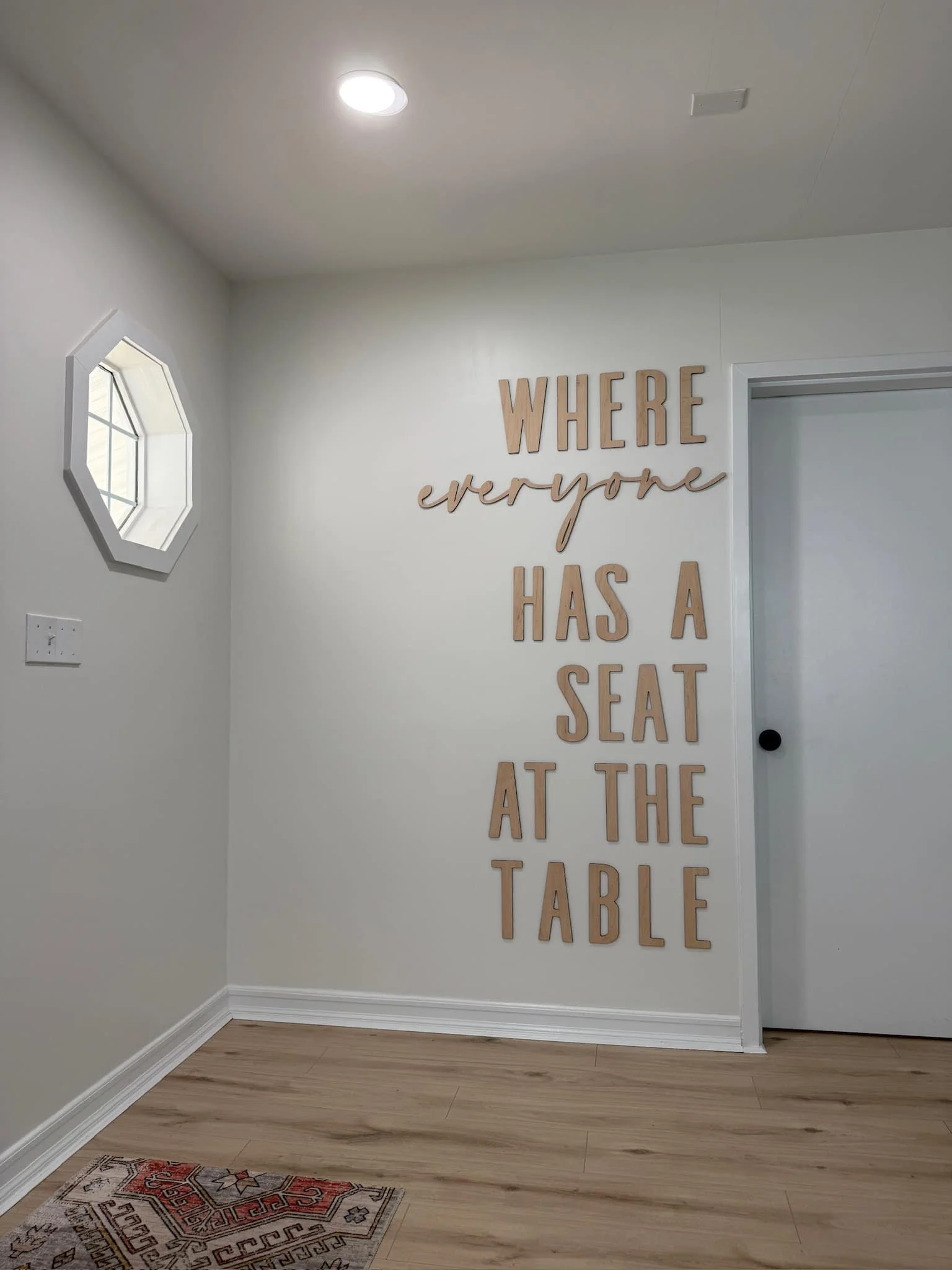 2117f1a4-d197-46bd-ac4d-189b88615bf6.jpg
