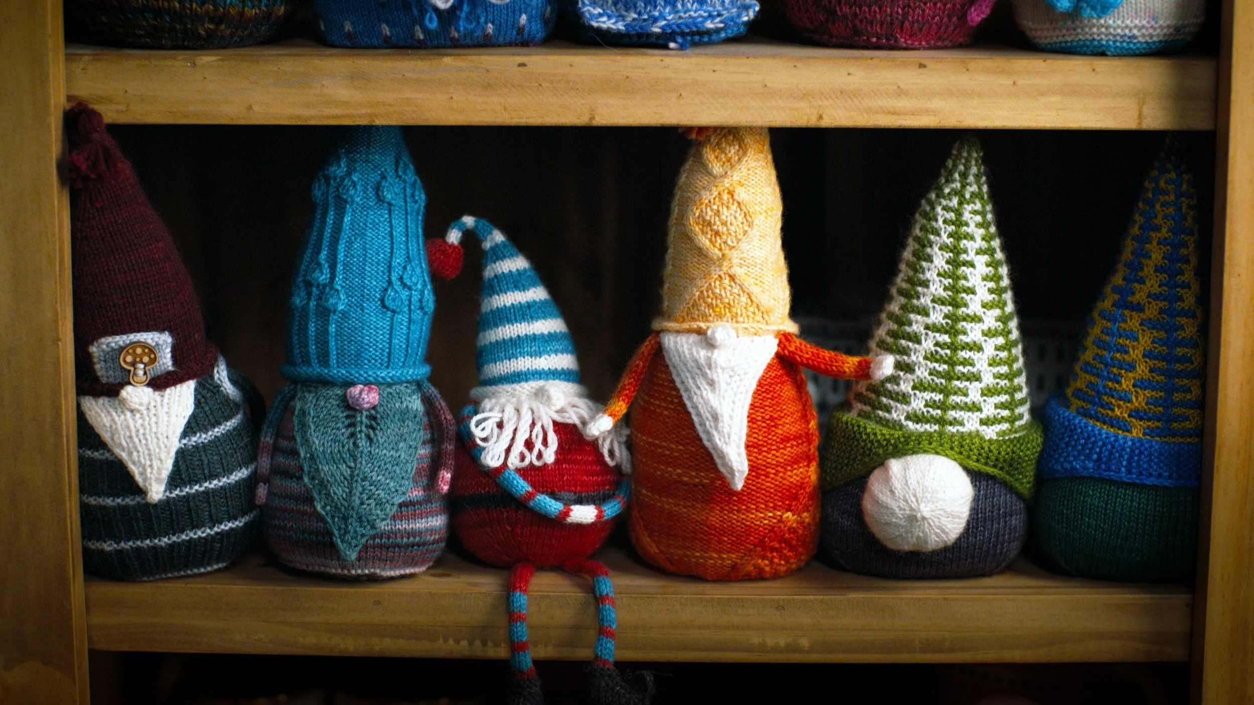 5_MyKnittingCircle_10060810_color_EPK.jpg