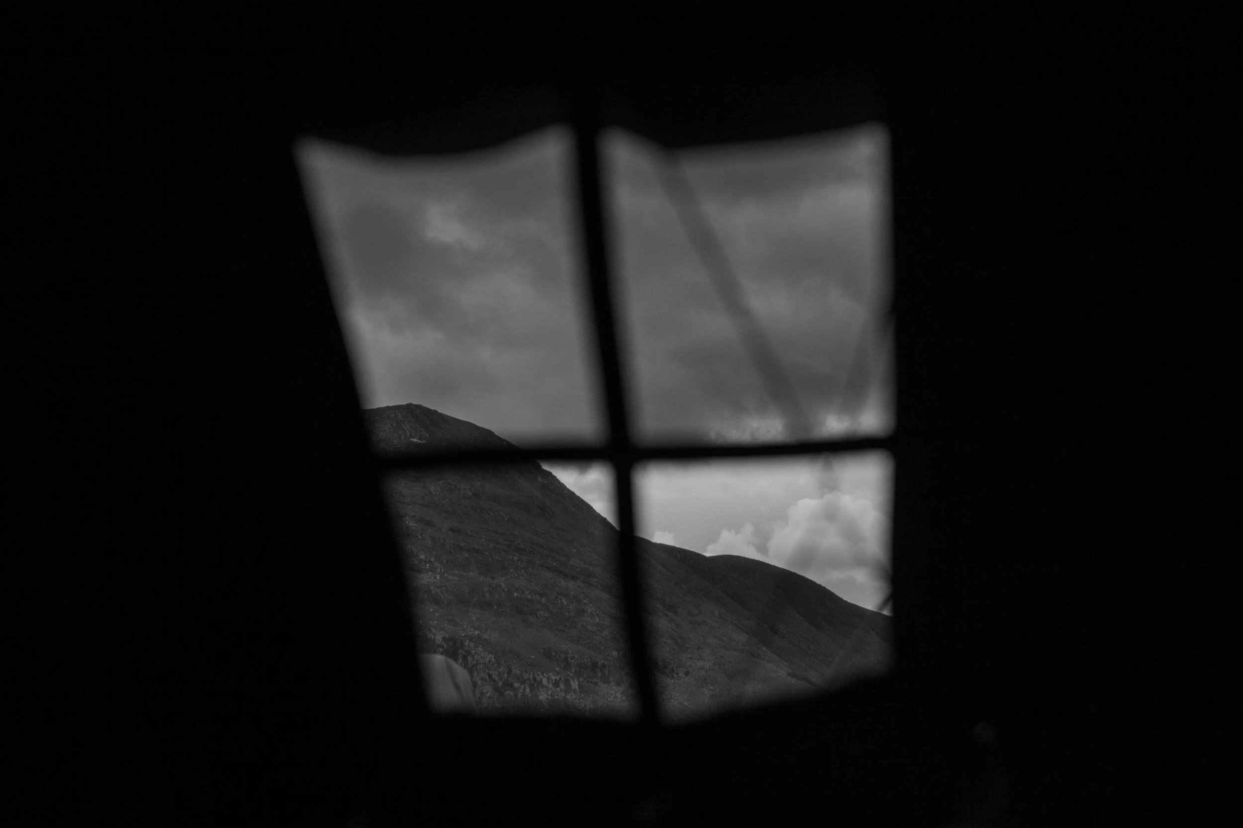 david-gray-tent-and-wave-4.jpg