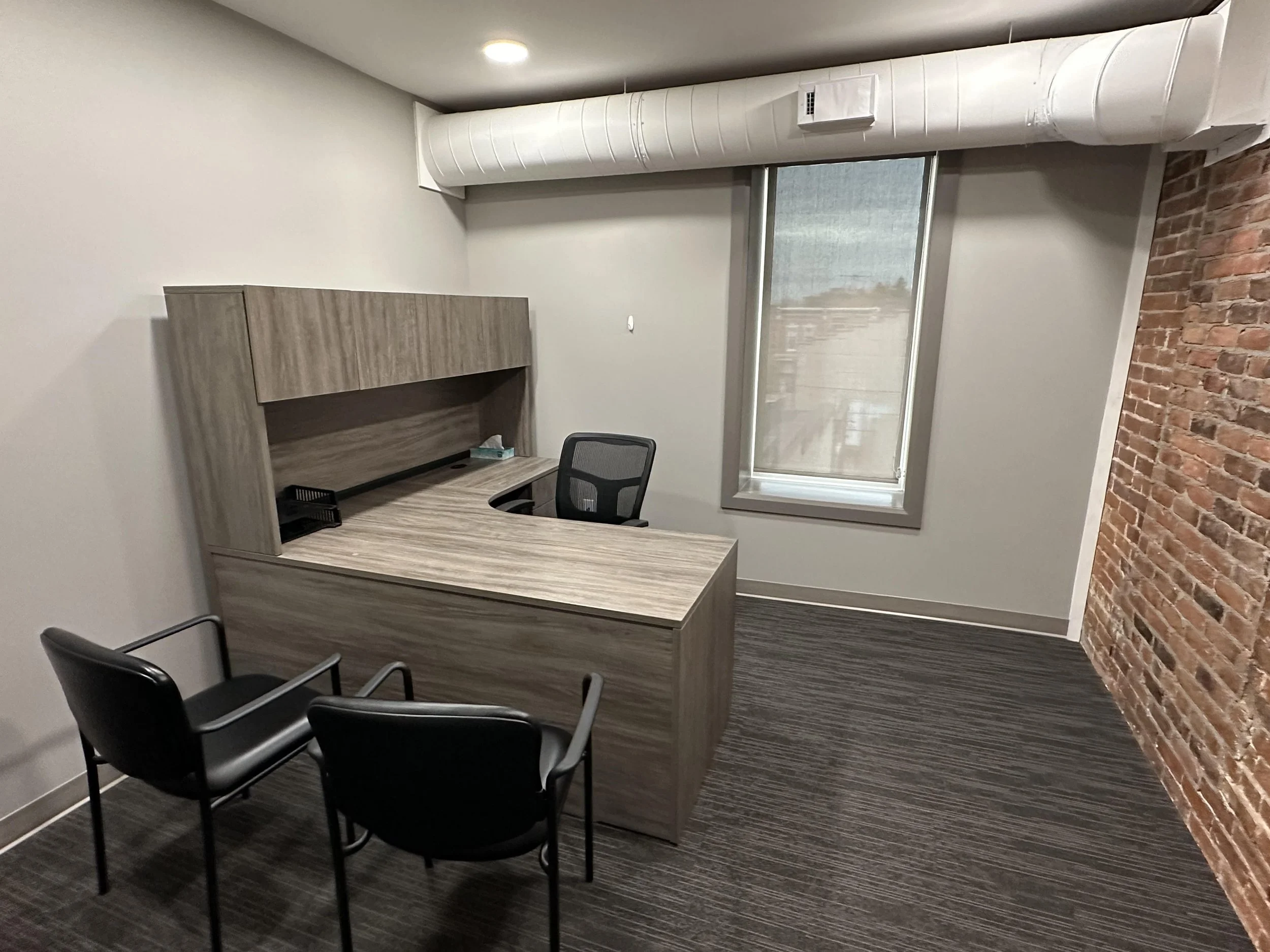 61 Richmond St - Office.jpg