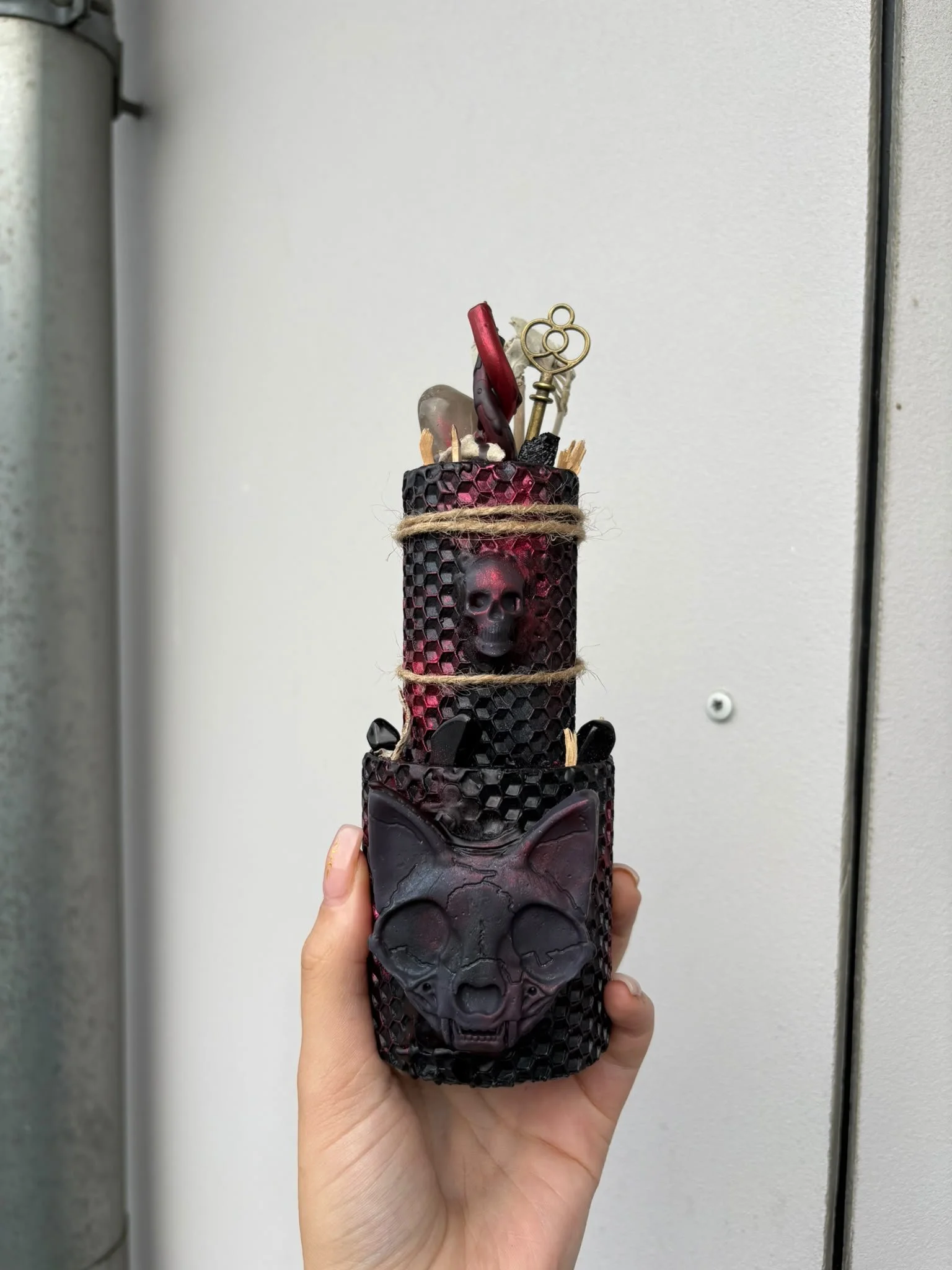 serpent´s rebirth candle