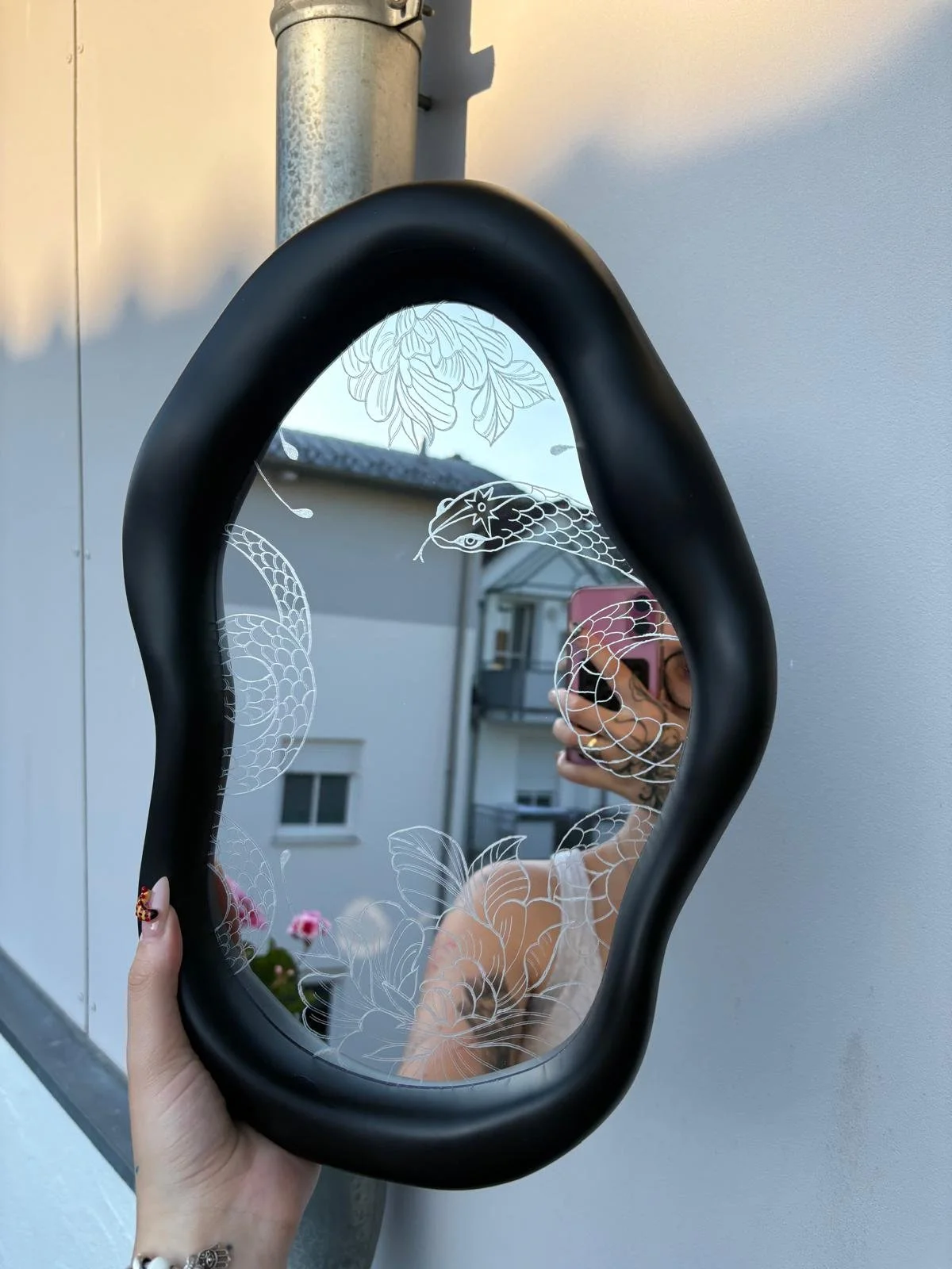 Snake Mirror