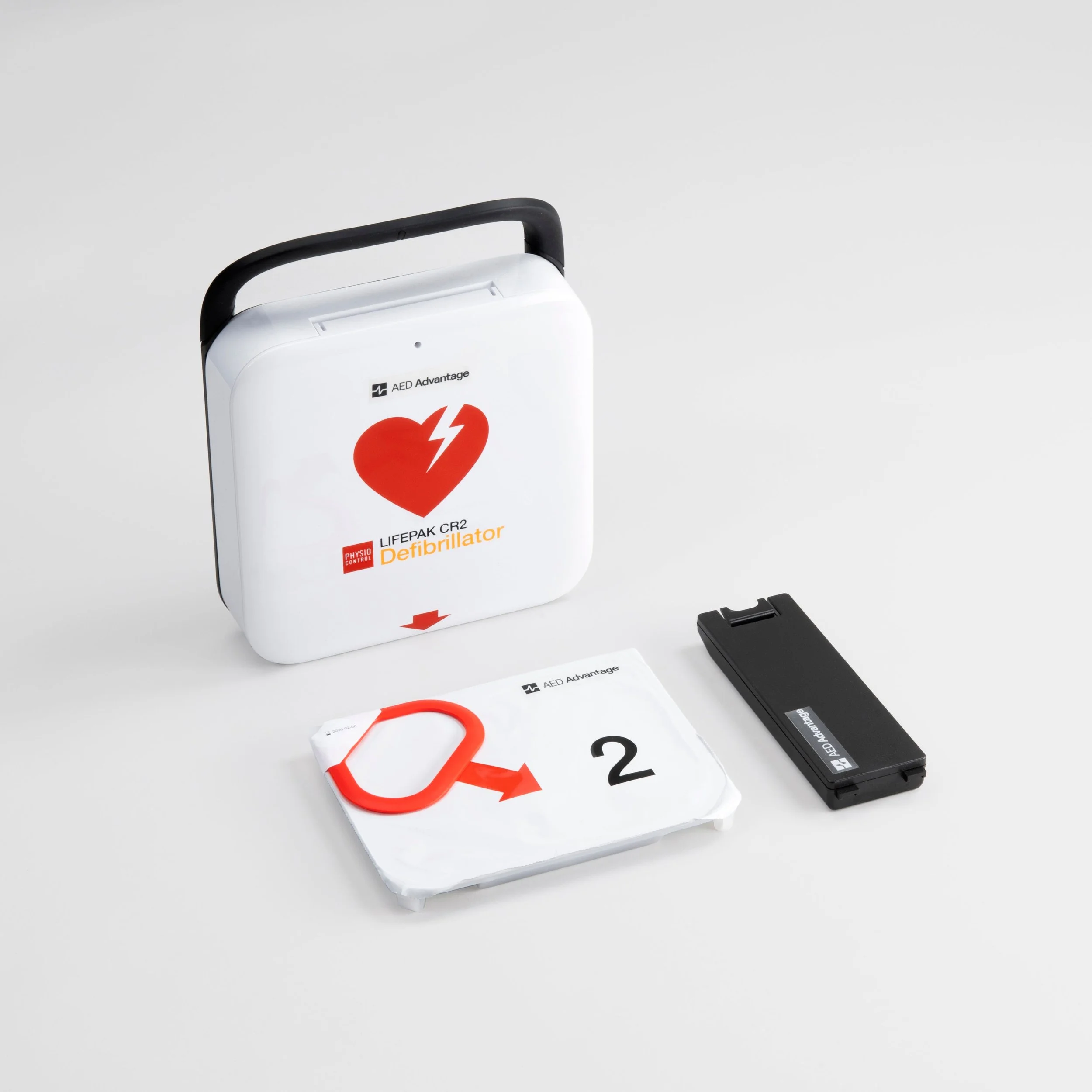 lifepak-cr2-aed-with-accessories.jpg