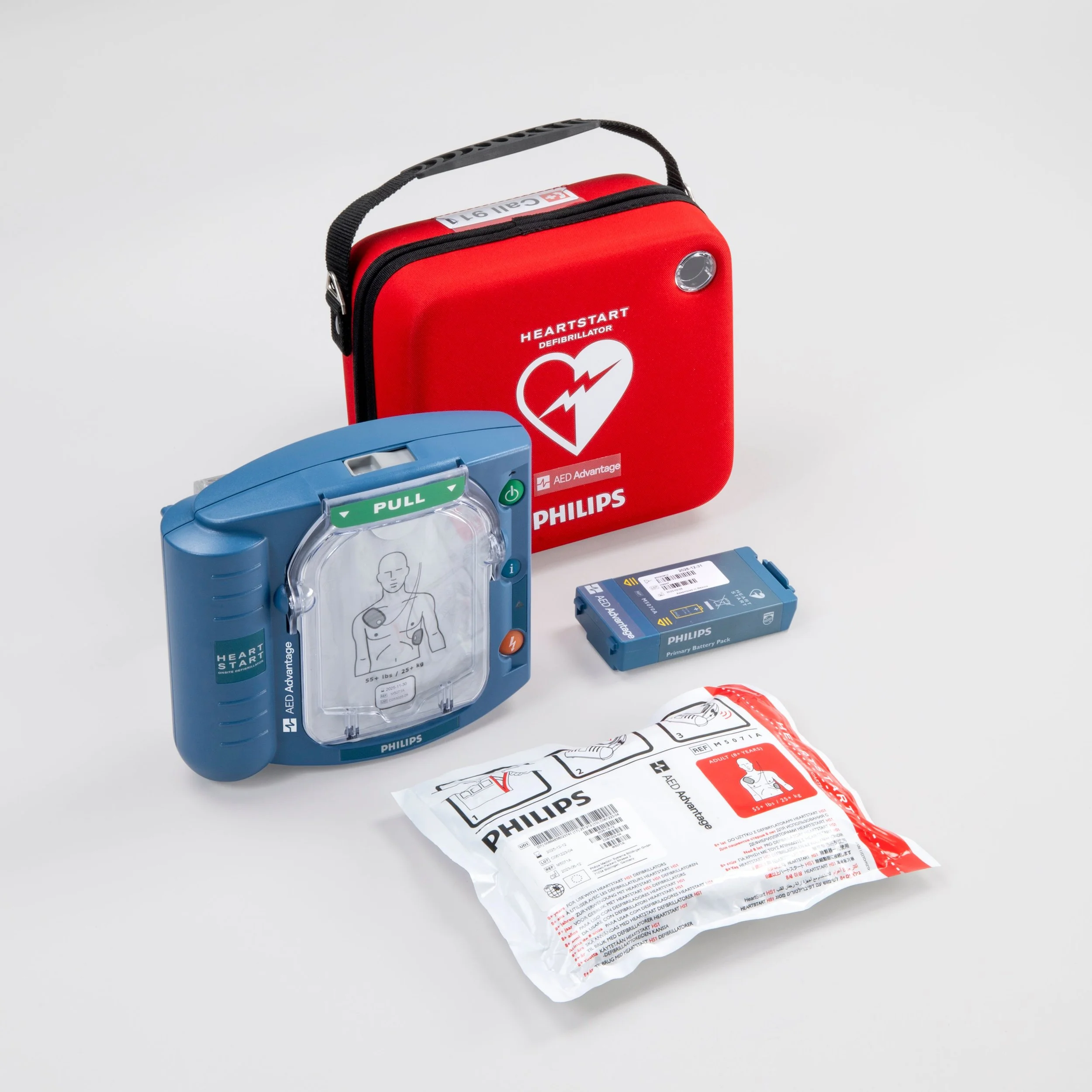 philips-onsite-aed-with-accessories.jpg