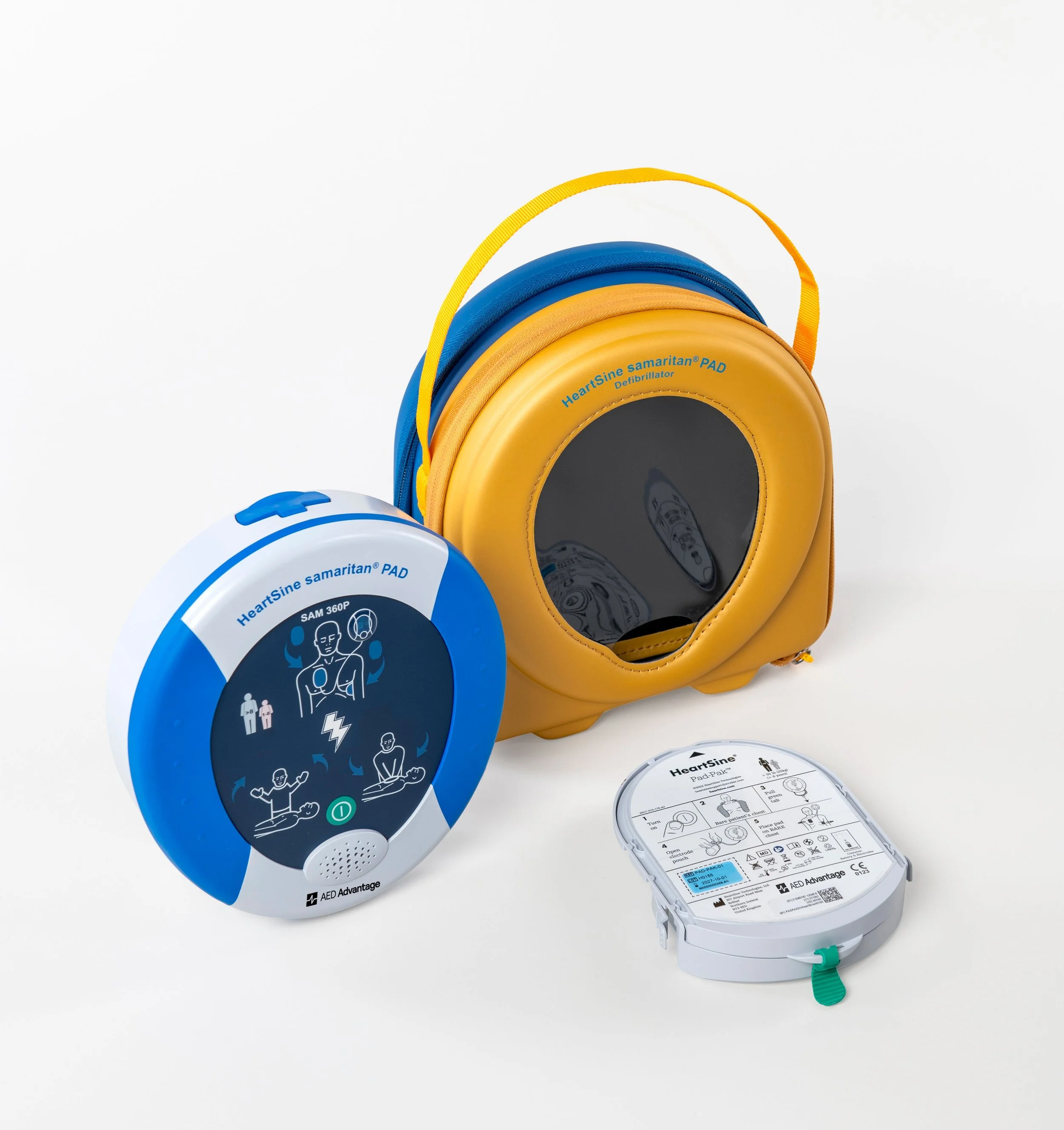 heartsine-360p-with-accessories.jpg