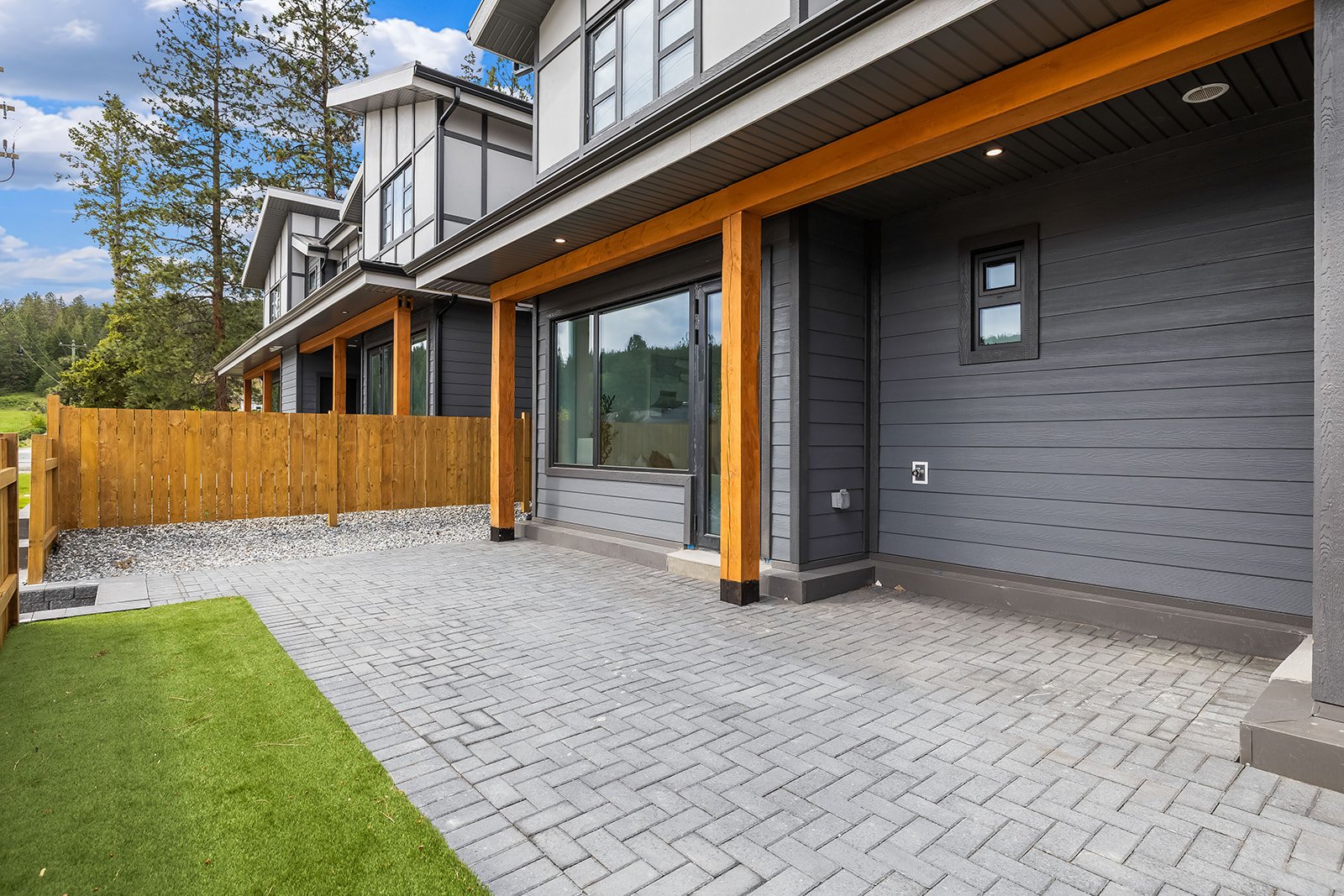 2 - 3210 Salmon Road-18.jpg