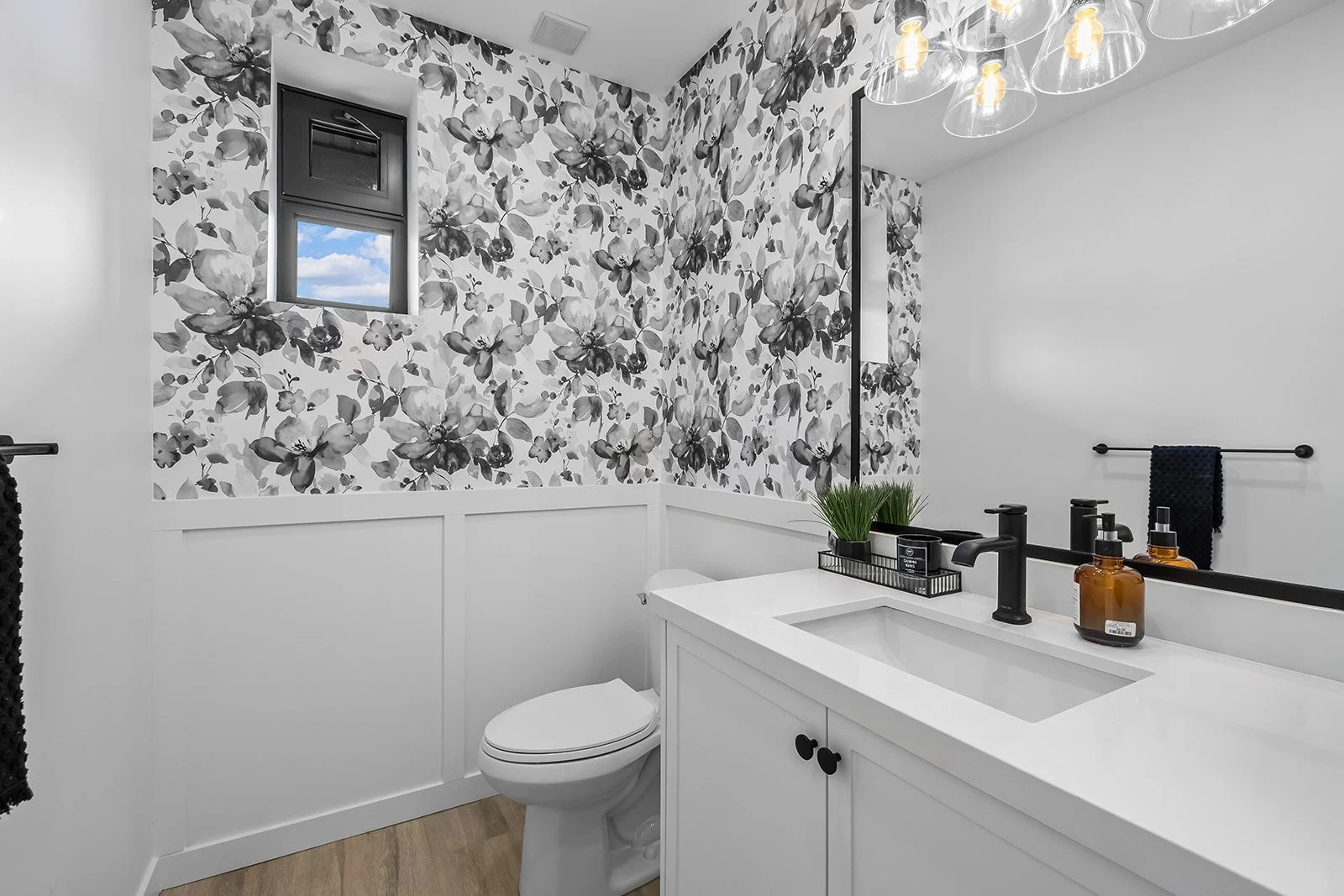 2 - 3210 Salmon Road-21.jpg