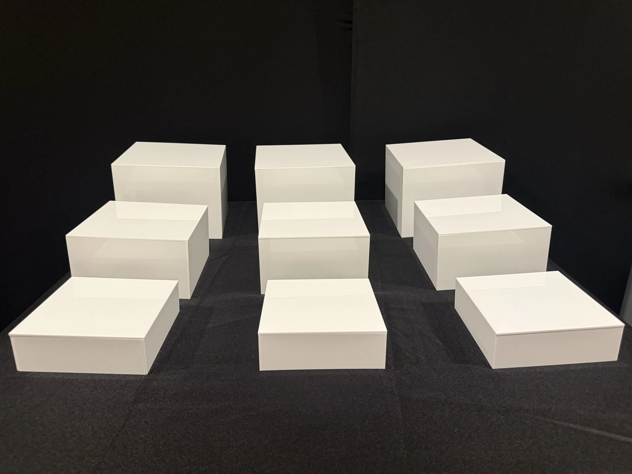 White Stand Set