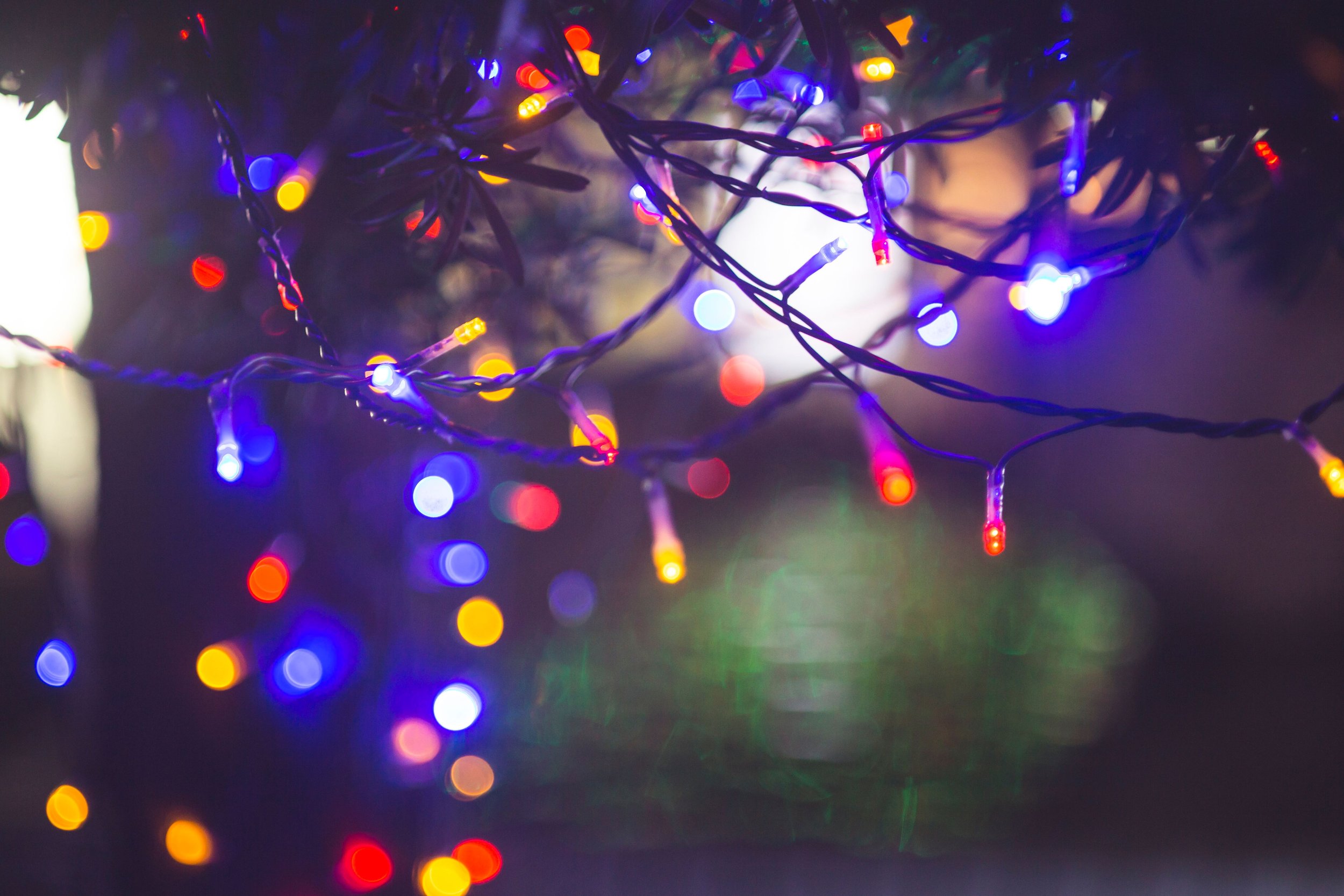 Your Central Ohio electrician guide to holiday lights