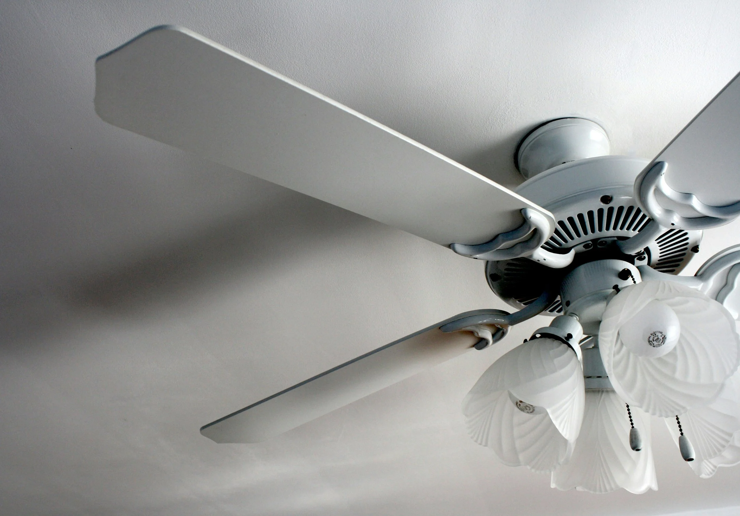 Ceiling fans: Can they help you save on electrical bills?