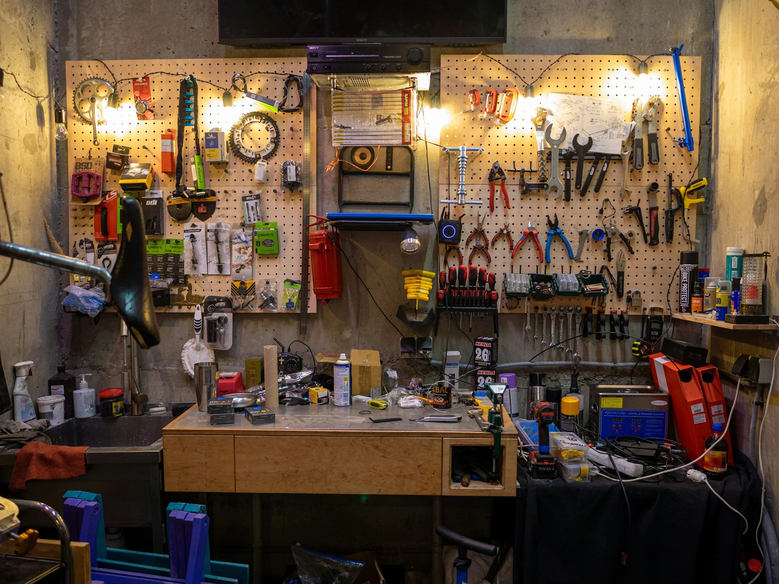 Local repairs, handyman and appliances services