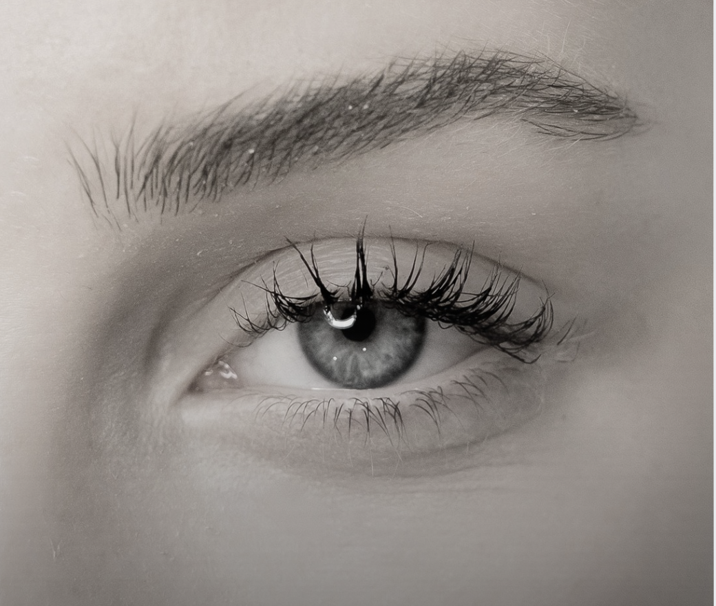 The Lower Eye Lift — and Why the Lift Comes From Above