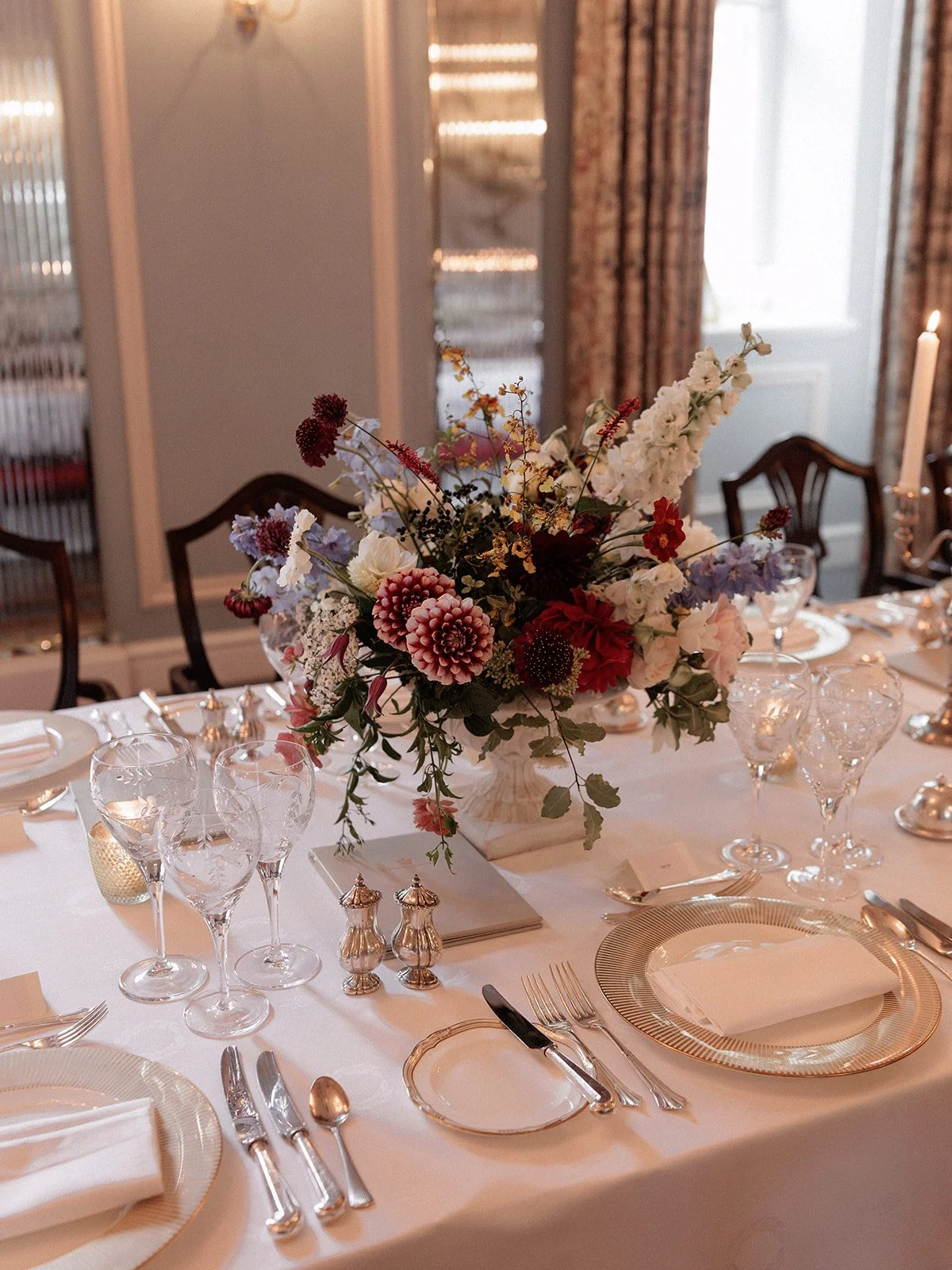 White, Red and Blue Wedding Flowers - London Wedding Florist - The Lanesborough Wedding
