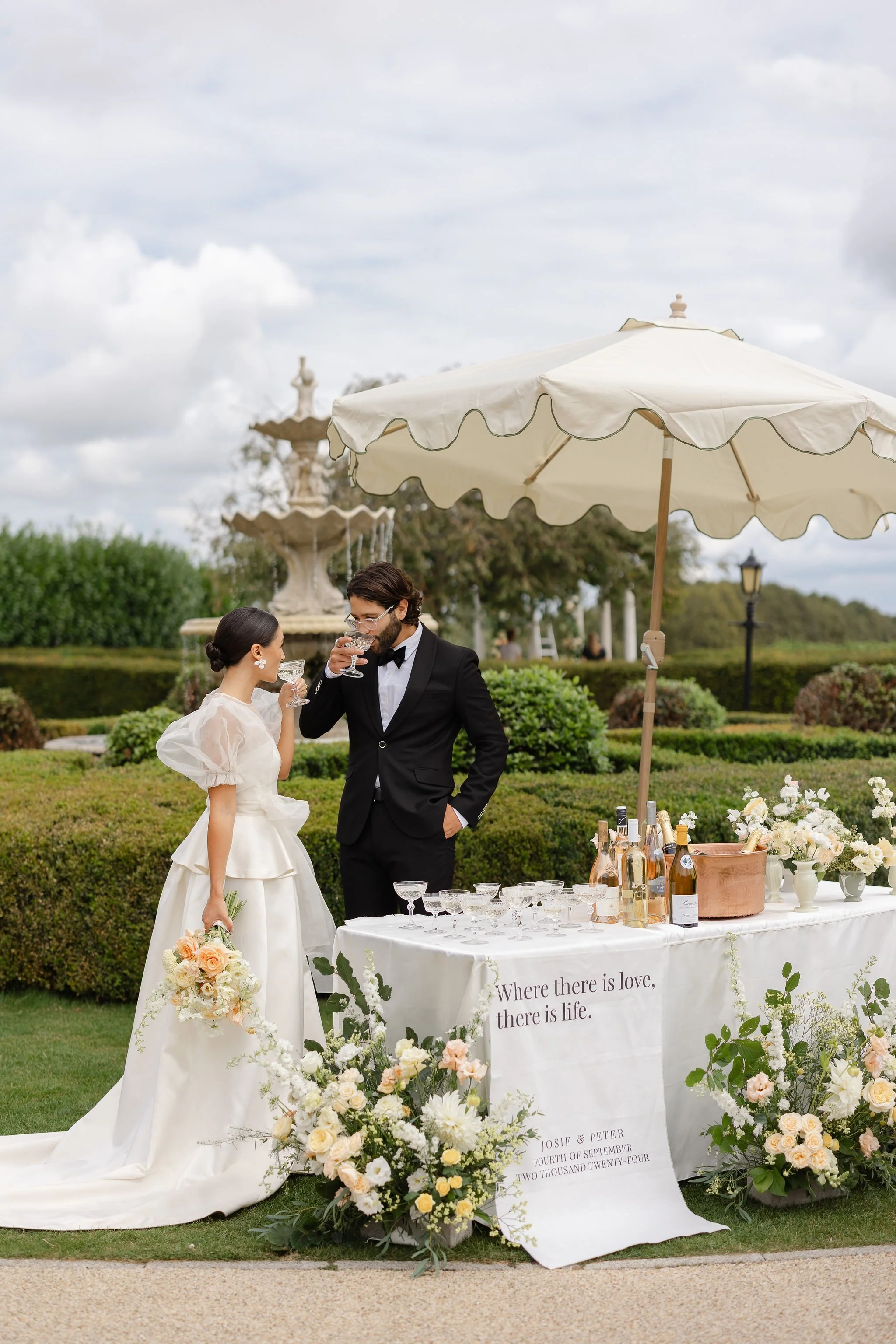 Soft peach Wedding Flowers - Surrey Wedding Florist - Froyle Park Wedding Flowers