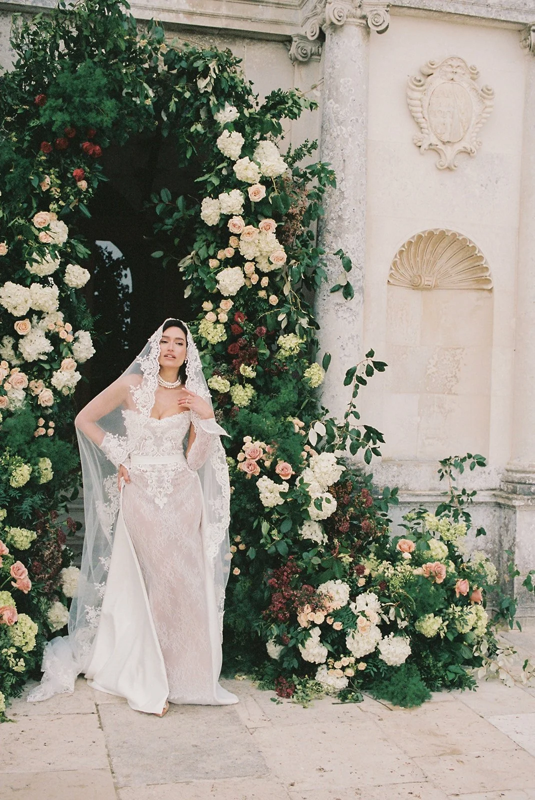 White and Pink Wedding Flowers - Dorset Wedding Florist - Lulworth Castle Wedding