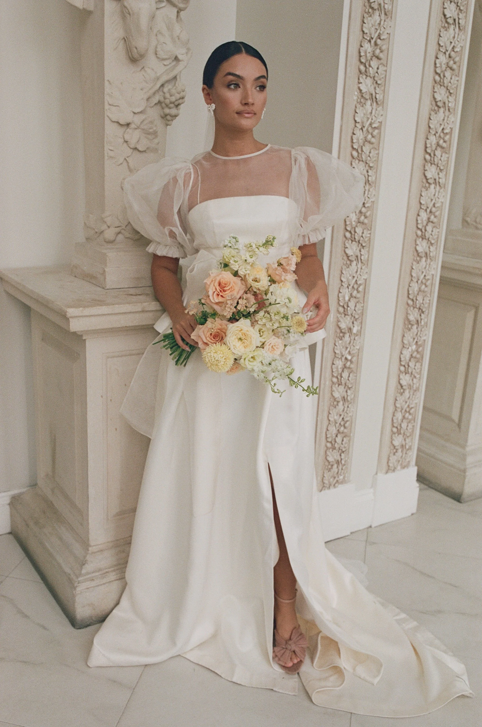 Soft peach Wedding Flowers - Surrey Wedding Florist - Froyle Park Wedding Flowers