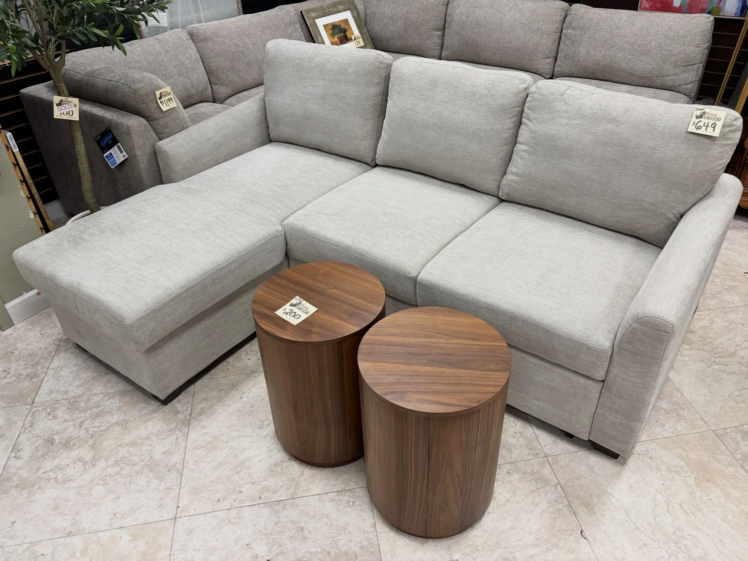 JUST ARRIVED &mdash; another great find at Rhino Decor.

Beige Sofa Chaise w/Pullout Bed
✅ Like New Condition
📏 89&rdquo; x 65&rdquo; x 37.5&rdquo;H
💲$649

Rhino Decor
📍 13393 W Colonial Dr, Winter Garden, FL 34787
🕙 Tue&ndash;Thu 10&ndash;5 | Fr