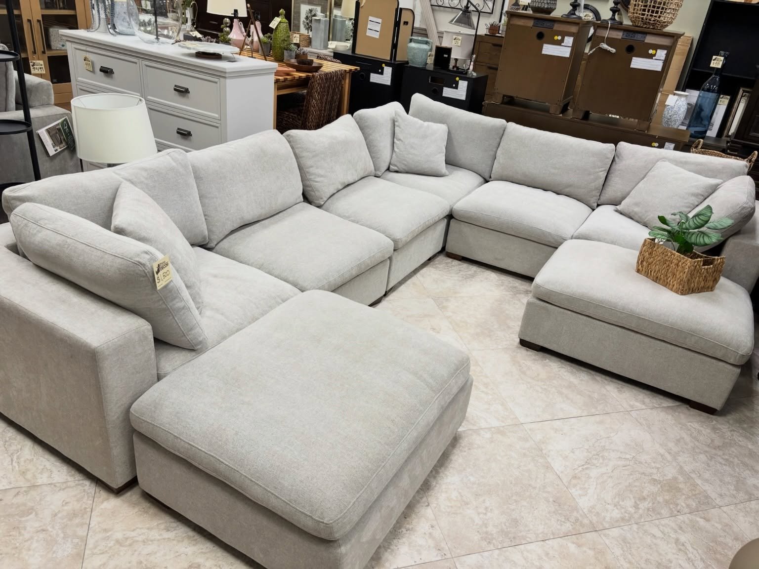 JUST ARRIVED &mdash; don&rsquo;t miss this one.

Light Gray Thomasville Lowell 8pc Modular Sectional 
✅ Like New Condition
📏 118&rdquo; x 152&rdquo; x 42&rdquo; x 37&rdquo;H, Ottomans: 42&rdquo; x 34&rdquo; x 20.5&rdquo;H
 💲 1500

Available now at 