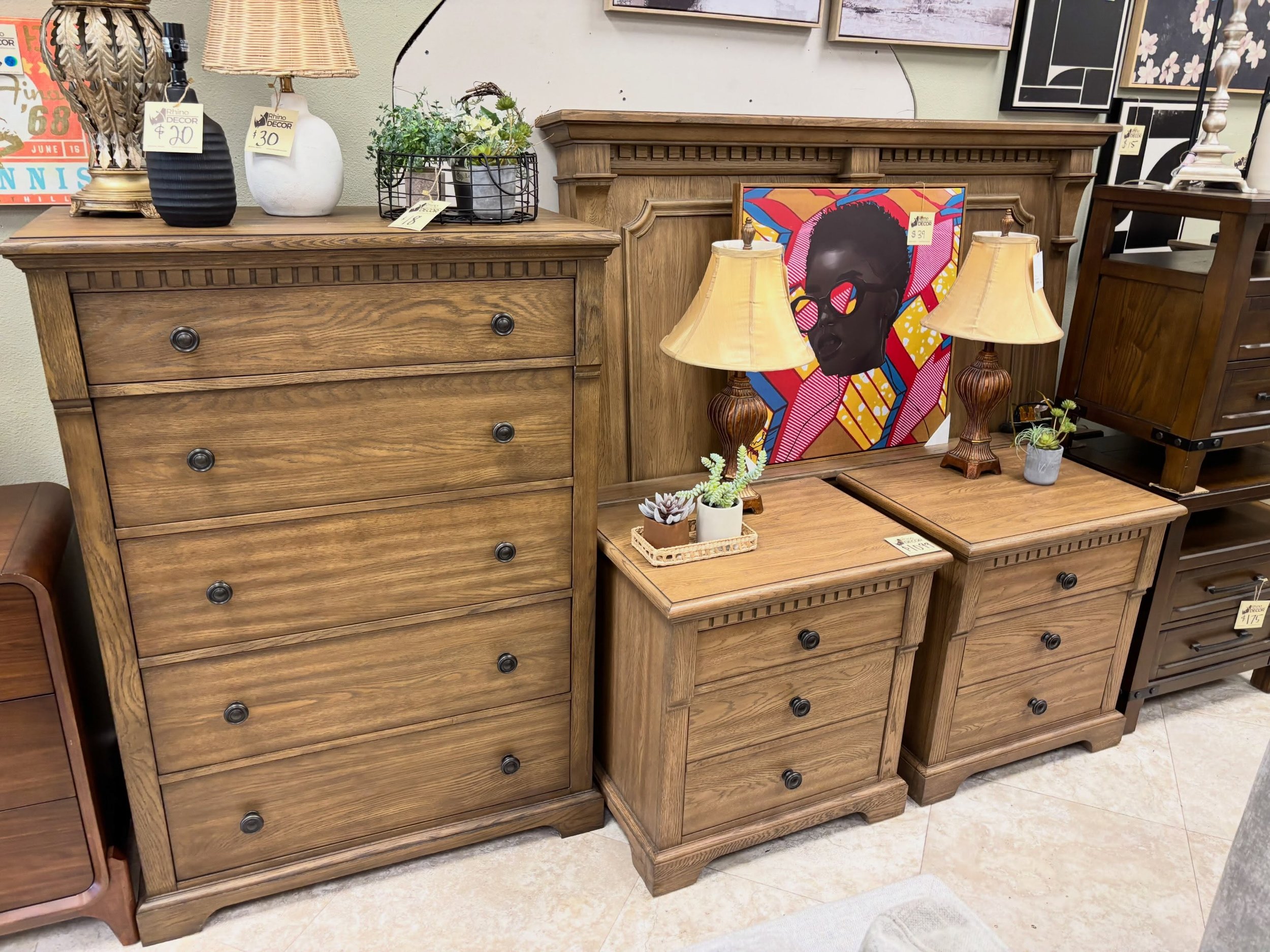 Recently Lowered&hellip; don&rsquo;t miss this deal

4pc Light Brown Queen Bedroom Set
✅ Good Condition
📏 Bed: 70.5&rdquo; x 93&rdquo; x 64&rdquo;H, Chest: 40&rdquo; x 20&rdquo; x 54&rdquo;H, Nightstand: 28&rdquo; x 20&rdquo; x 29&rdquo;H
💲 1099

A