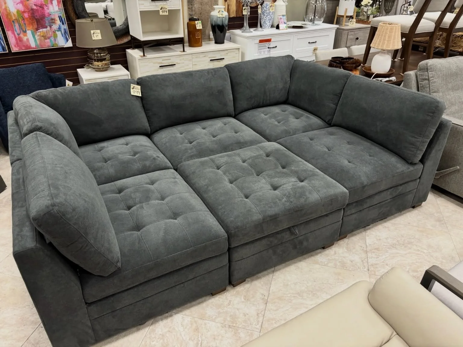 JUST ARRIVED &mdash; don&rsquo;t miss this all around favorite! 🦏

Dark Gray Thomasville 6pc Modular Sectional w/Ottoman
✅ Like New Condition
📏 107&rdquo; x 107&rdquo;x 38&rdquo; x 37&rdquo;H
💲1100

Rhino Decor
📍 13393 W Colonial Dr, Winter Garde