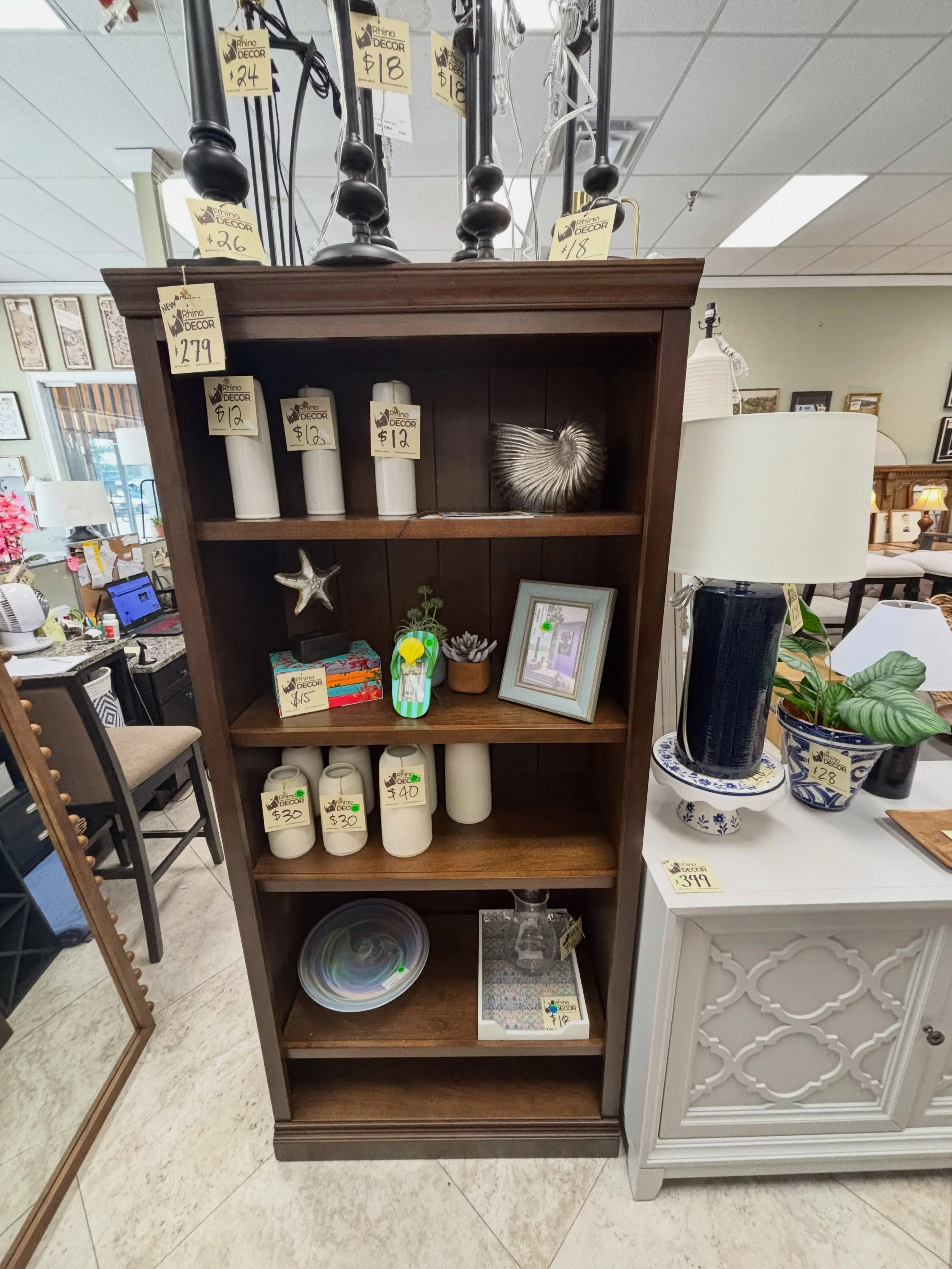 NOW AVAILABLE - Priced to move! 

Brown Bookshelf
✅ New Condition 
📏 32&rdquo; x 17.5&rdquo; x 72&rdquo;H
💲279 - 1 Available

Available now at Rhino Decor
📍 13393 W Colonial Dr, Winter Garden, FL 34787
🕙 Tue&ndash;Thu 10&ndash;5 | Fri&ndash;Sat 1