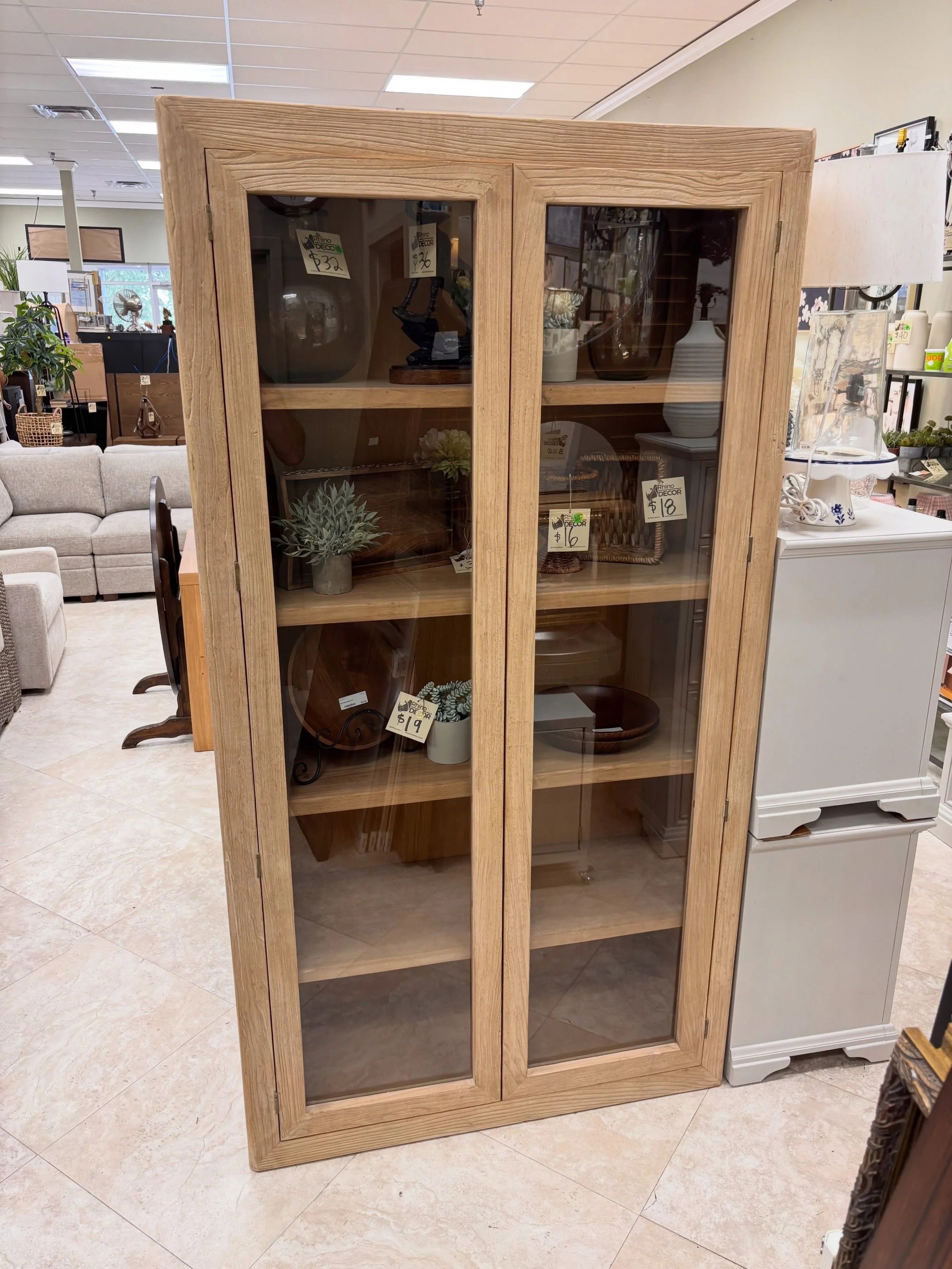 JUST ARRIVED &mdash; do not miss out on this one! 🦏

Natural Wood Glass Front Cabinet
✅ Excellent Condition
📏 45&rdquo; x 18&rdquo; x 83&rdquo; H
💲500

Rhino Decor
📍 13393 W Colonial Dr, Winter Garden, FL 34787
🕙 Tue&ndash;Thu 10&ndash;5 | Fri&n