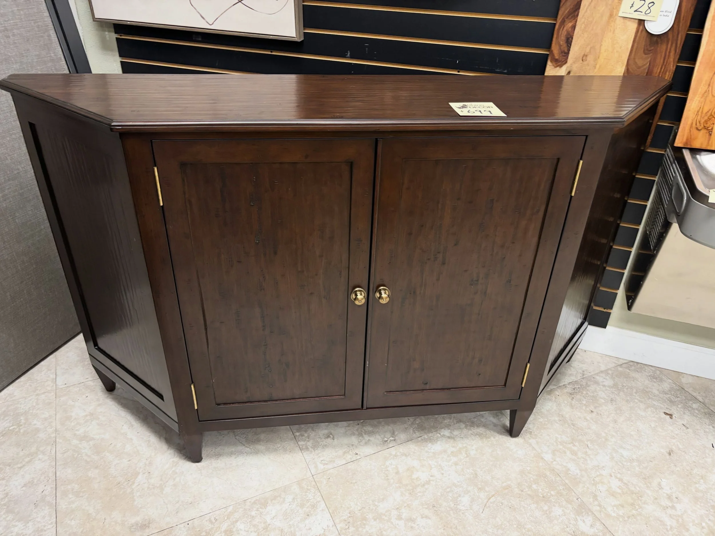 JUST ARRIVED &mdash; more than half off retail price 😳🦏

Sonoma 60&rdquo; Cherry &amp; Mahogany Sideboard
✅Like New Condition, Out of the Box!
📏  60&rdquo; x 14&rdquo; x 36&rdquo;H
💲699

Rhino Decor
📍 13393 W Colonial Dr, Winter Garden, FL 34787