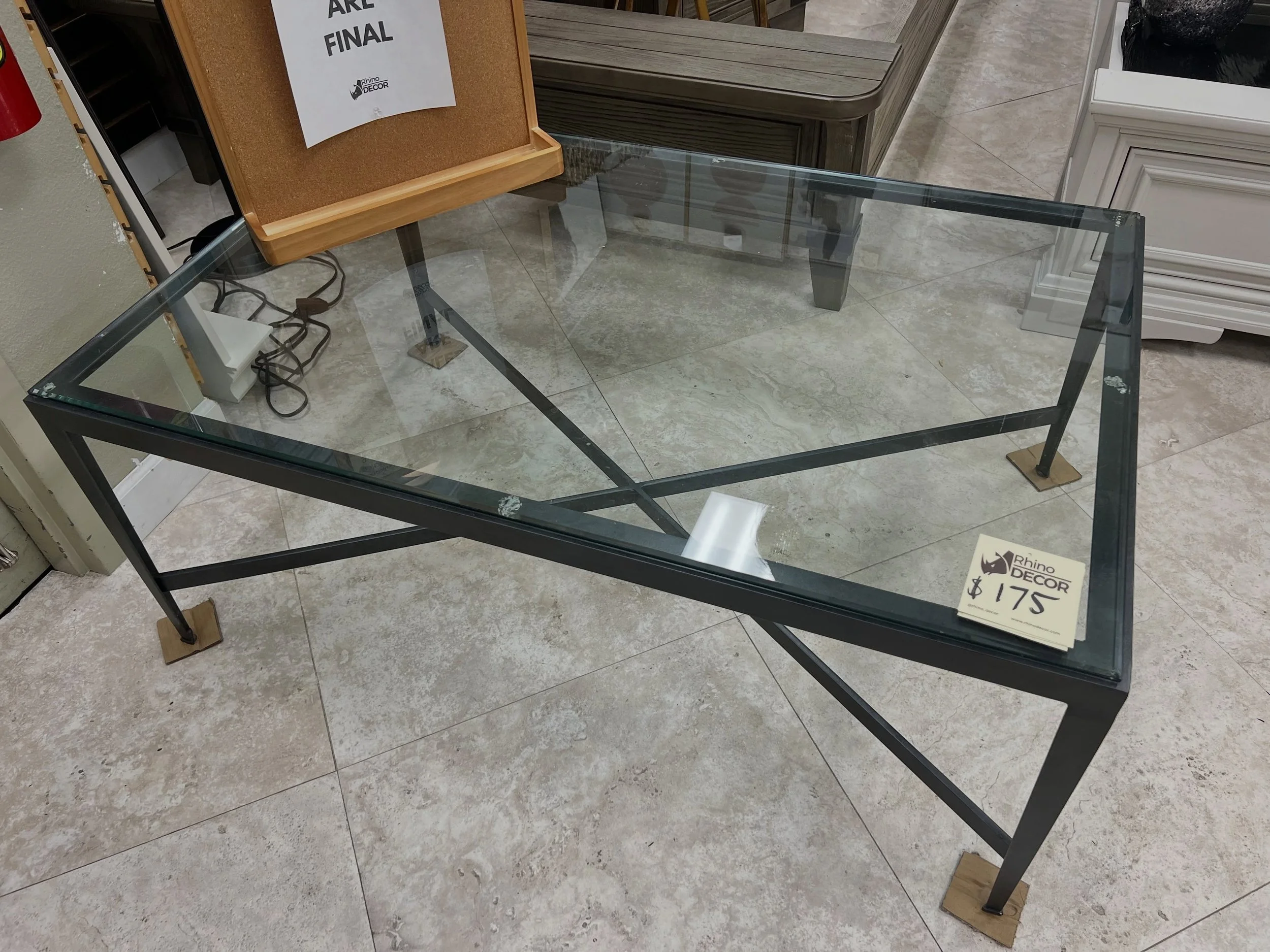 LOWERED PRICE &mdash; another great find at Rhino Decor.🦏

Ethan Allen Metal Coffee Table w/Glass Top and Black Laminate Top
✅ Like New Condition 
📏 48&rdquo; x 30&rdquo; x 20&rdquo; H
 💲 175

Available now at Rhino Decor
📍 13393 W Colonial Dr, W