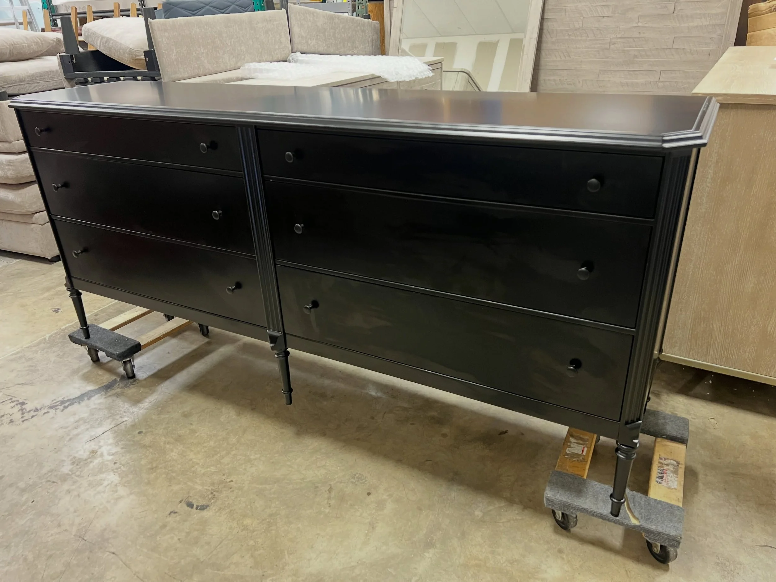 JUST ARRIVED &mdash; another great find at Rhino Decor 🦏

Lendon Black 6 Drawer Iron Dresser by Four Hands
✅Like New Condition, small scuffs from shipping
📏 78&rdquo; x 19&rdquo; x 34&rdquo;H
💲1200

Rhino Decor
📍 13393 W Colonial Dr, Winter Garde