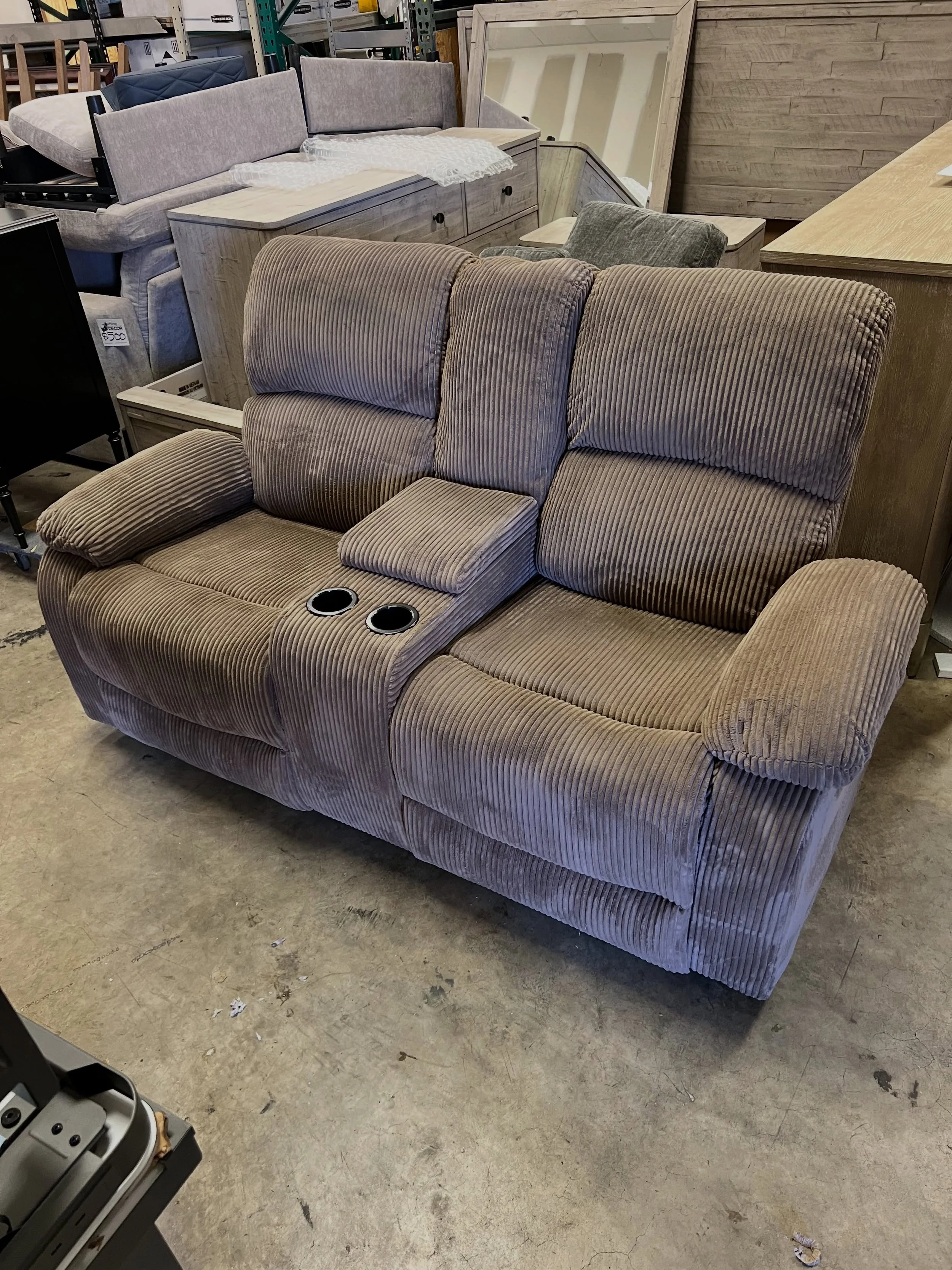 JUST ARRIVED &mdash; another great find at Rhino Decor 🦏

Light Brown Corduroy Manual Reclining Loveseat 
✅Good Condition
📏 71&rdquo; x 31&rdquo; x 37&rdquo;H
💲100

Rhino Decor
📍 13393 W Colonial Dr, Winter Garden, FL 34787
🕙 Tue&ndash;Thu 10&nd