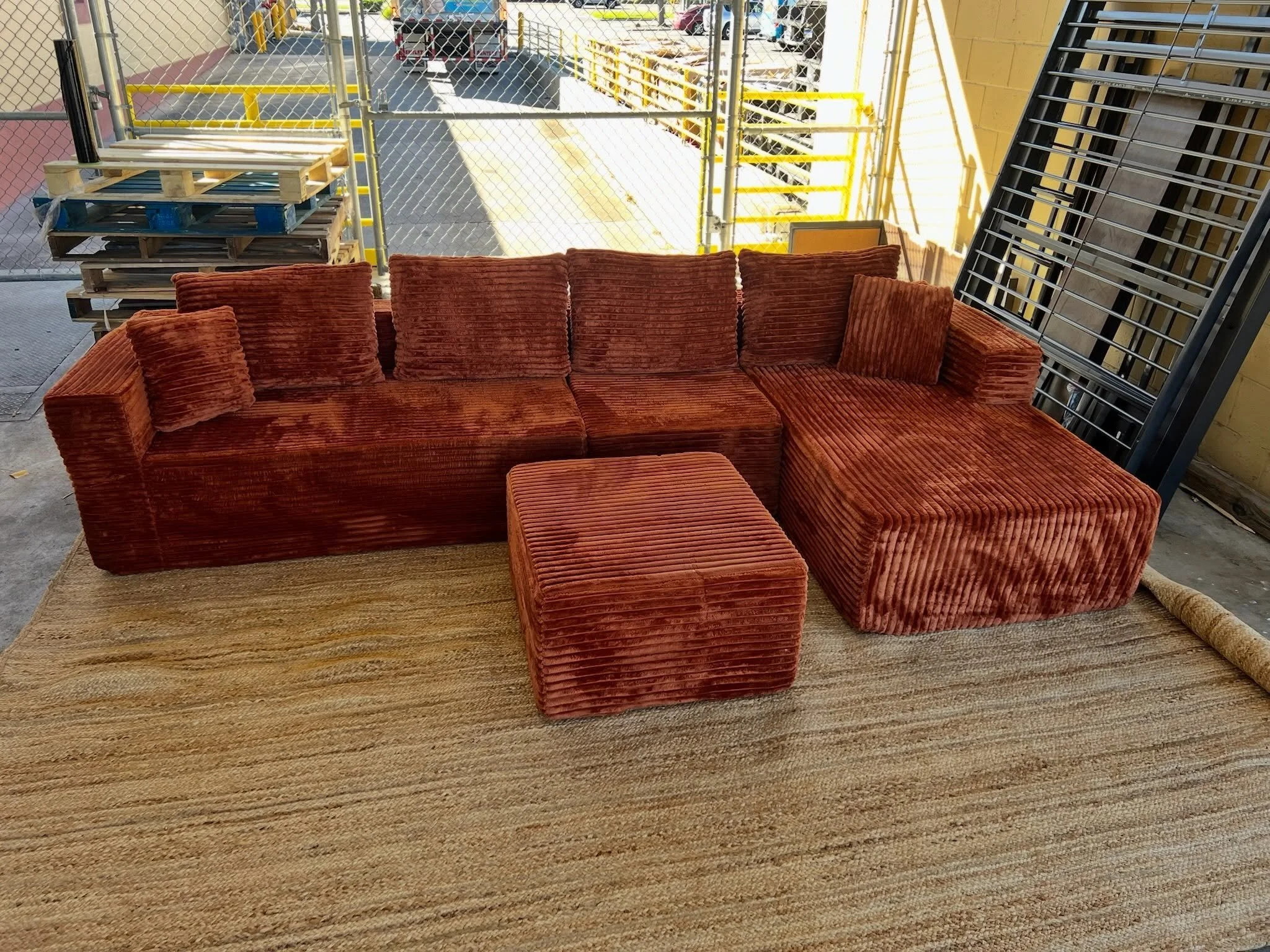 JUST ARRIVED &mdash; another great find at Rhino Decor 🦏

Burnt Orange 118&rdquo; Boneless Sectional Sofa
✅Like New Condition
📏 118.5&rdquo; x 61&rdquo; x 33.5&rdquo; x 23.5&rdquo; H
💲275

Rhino Decor
📍 13393 W Colonial Dr, Winter Garden, FL 3478