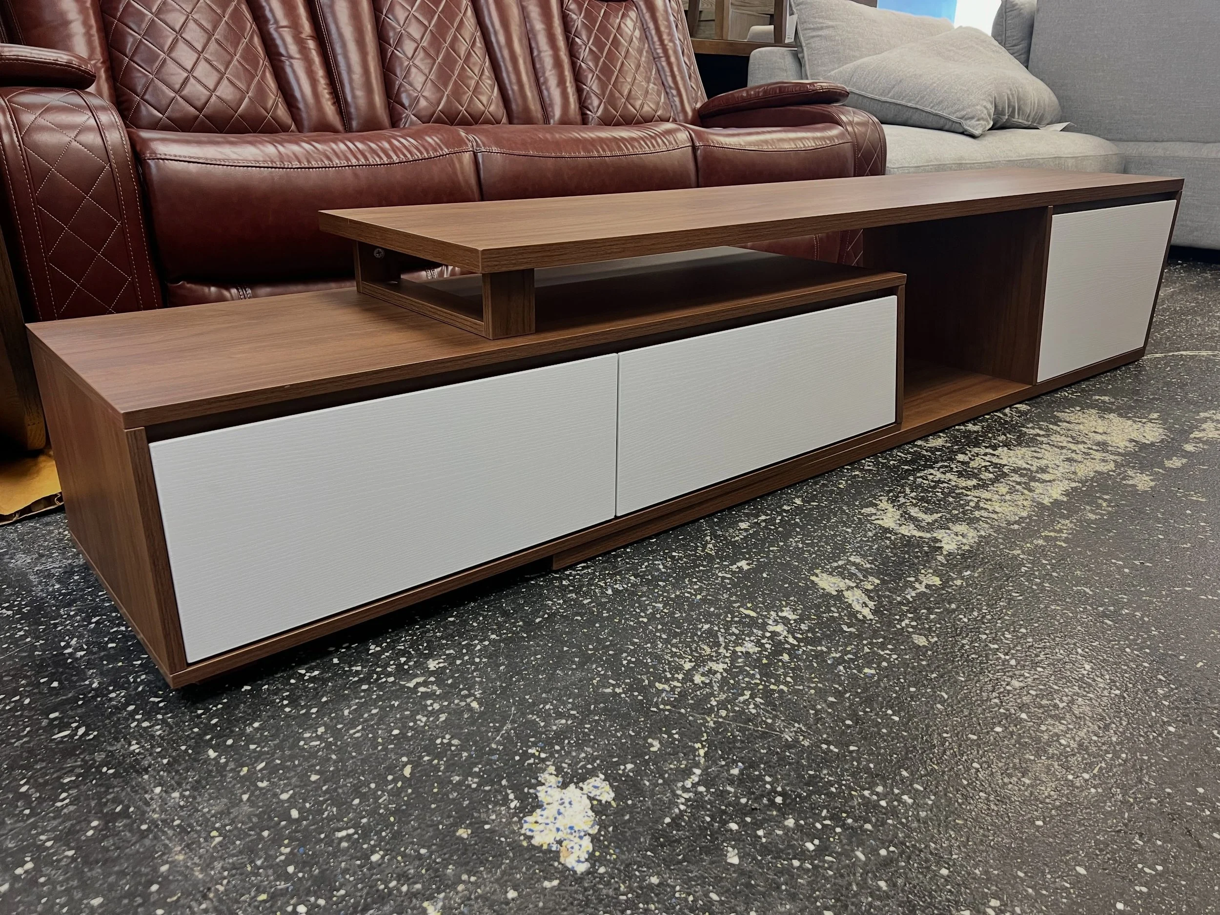 JUST ARRIVED &mdash; another great find at Rhino Decor 🦏

Homary Cuadrado 110&rsquo;&rsquo; TV Stand Credenza
✅ New Condition
📏 110&rdquo; x 15.5&rdquo; x 15.5&rdquo; H
💲299

Rhino Decor
📍 13393 W Colonial Dr, Winter Garden, FL 34787
🕙 Tue&ndash