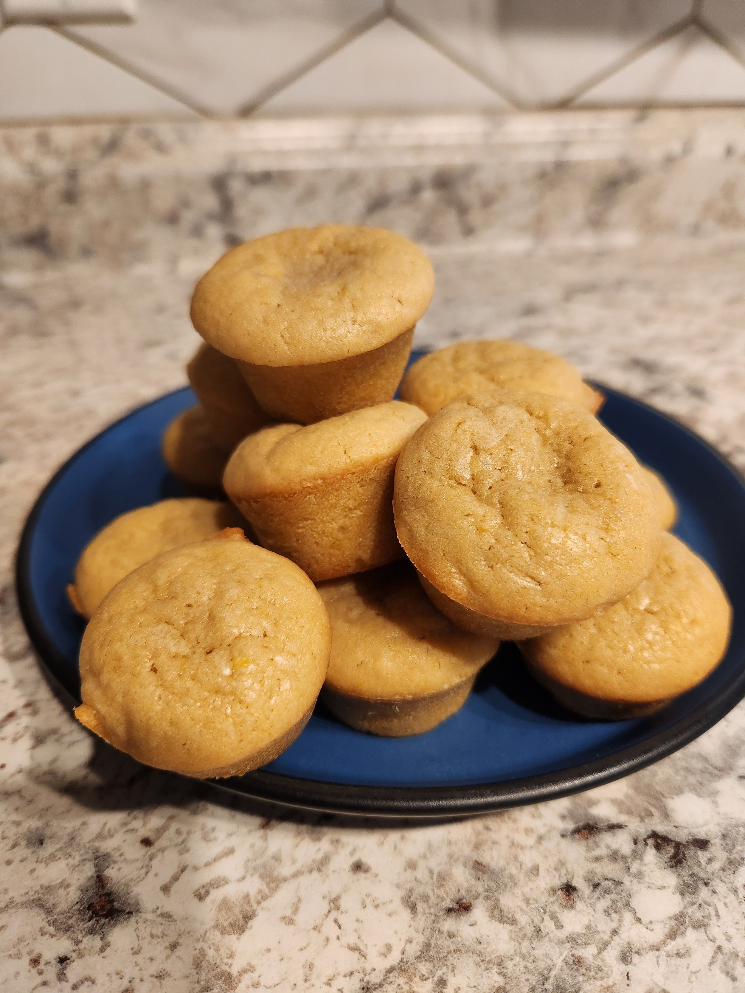 Stingy's Vanilla Blondie Bites